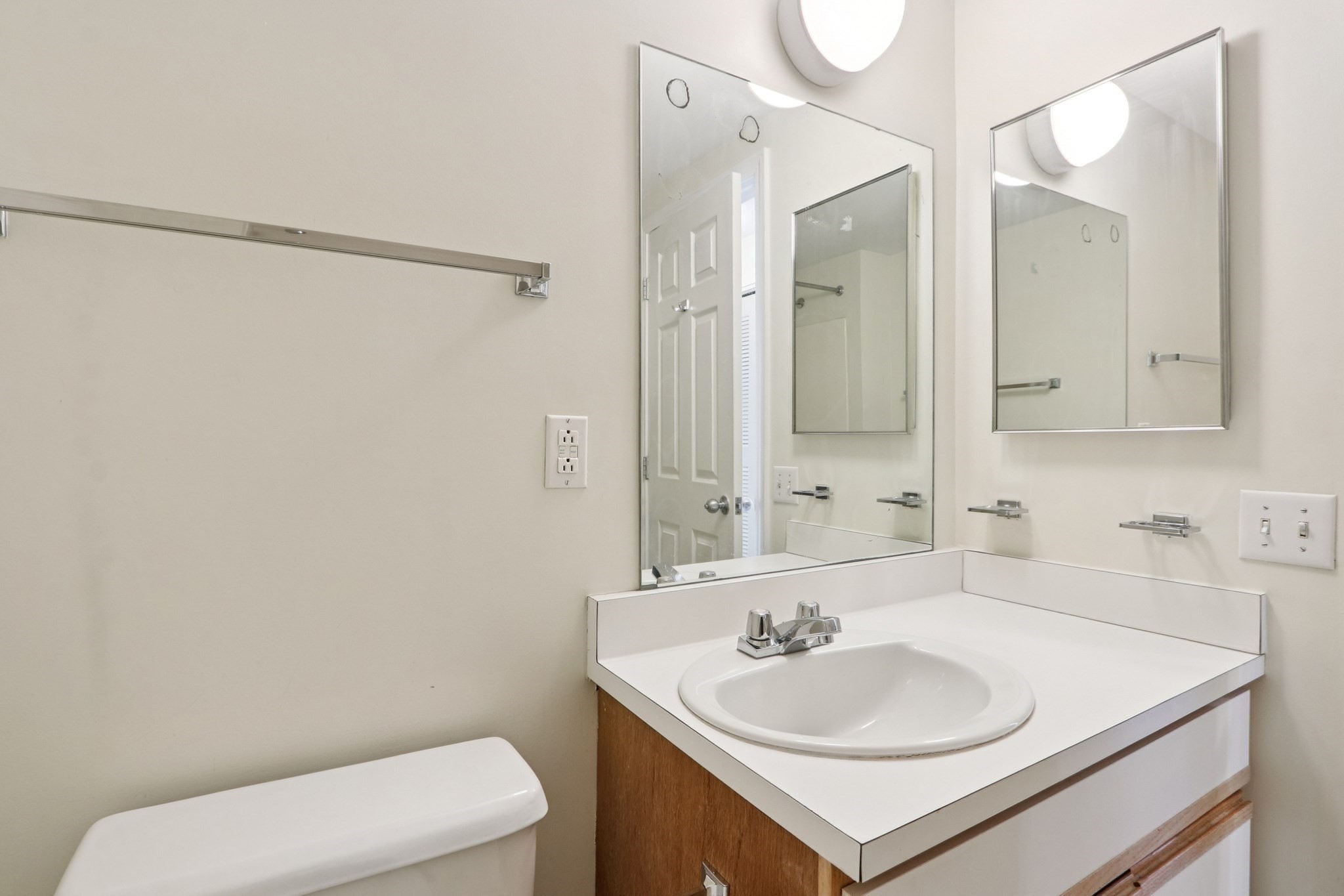 10 Pleasant Street Unit 202, Lynn, MA 01902 - Image 26
