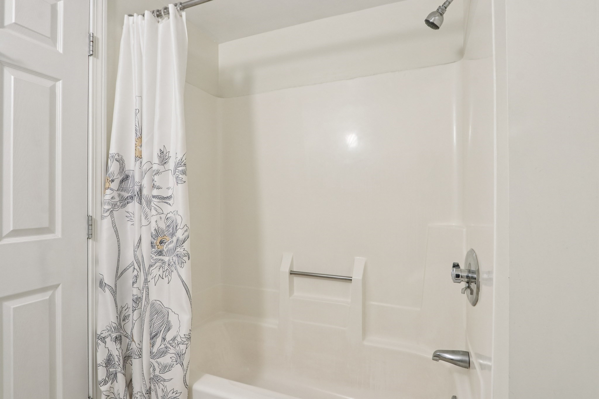 10 Pleasant Street Unit 202, Lynn, MA 01902 - Image 28