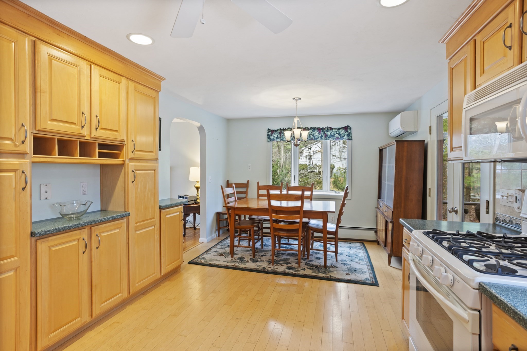 23 Bentley Ln, Chelmsford, MA 01824 - Image 12