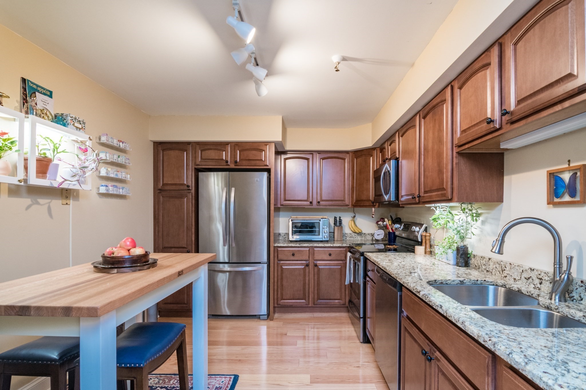 235 State St Unit 105, Springfield, MA 01103 - Image 3