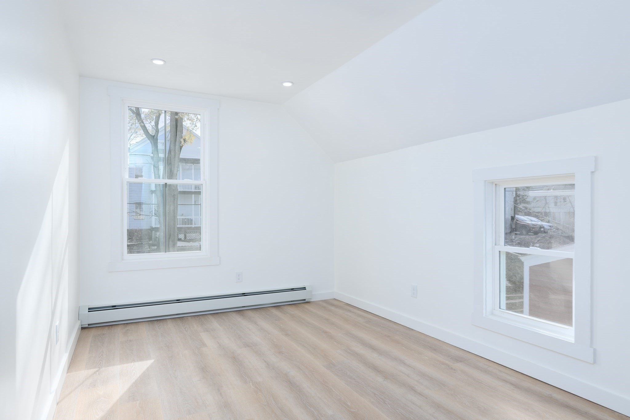 33 Florence St, Worcester, MA 01610 - Image 23