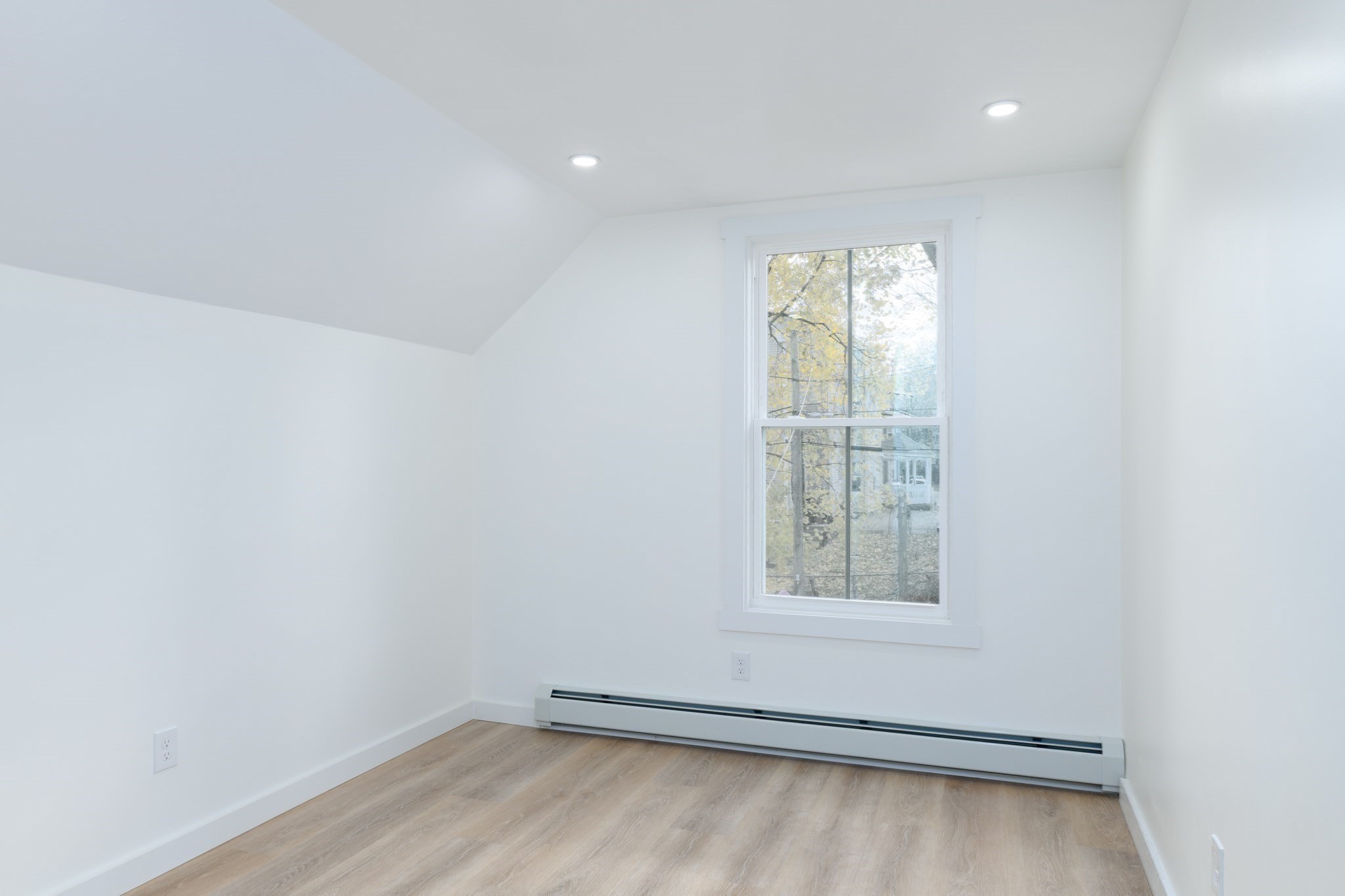 33 Florence St, Worcester, MA 01610 - Image 25