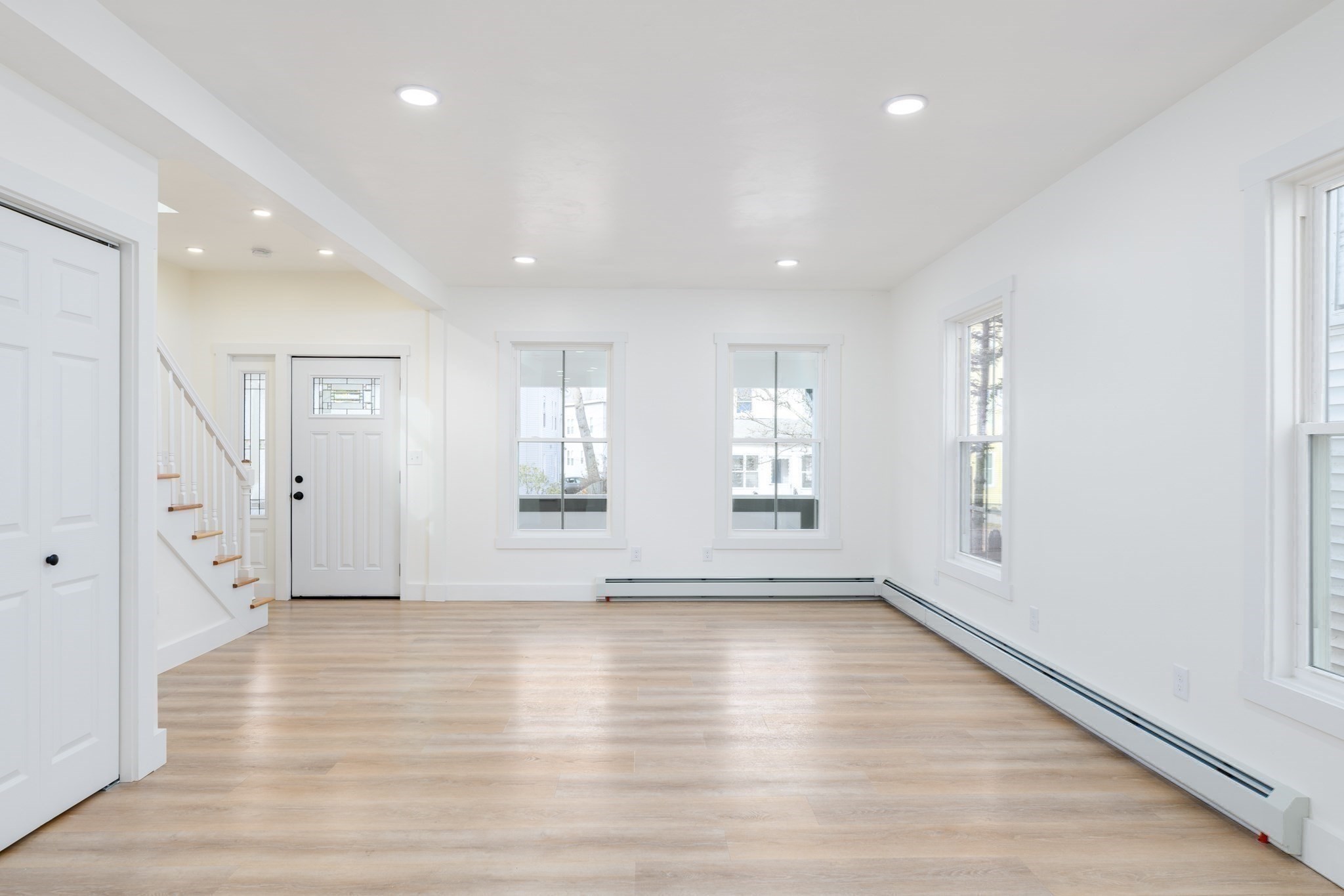 33 Florence St, Worcester, MA 01610 - Image 8