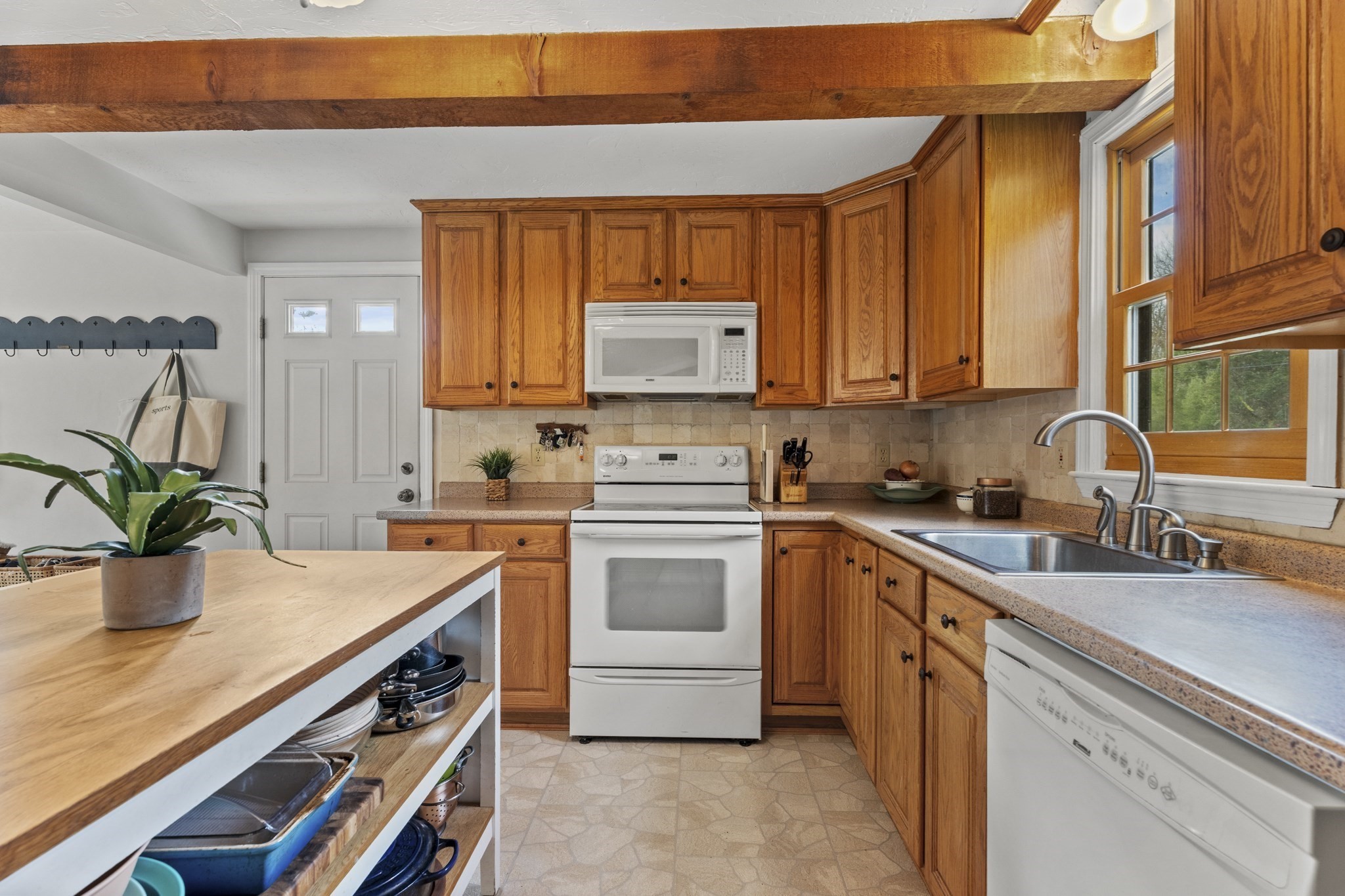 72 Valley Street, Pembroke, MA 02359 - Image 9