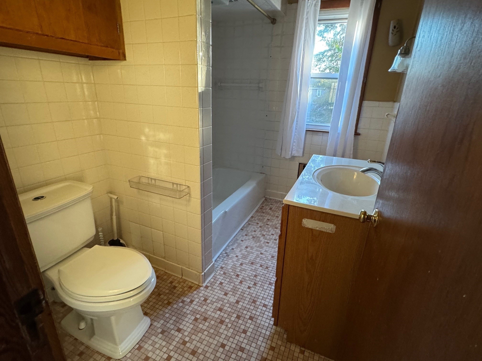 36 Rowley St, Agawam, MA 01001 - Image 24