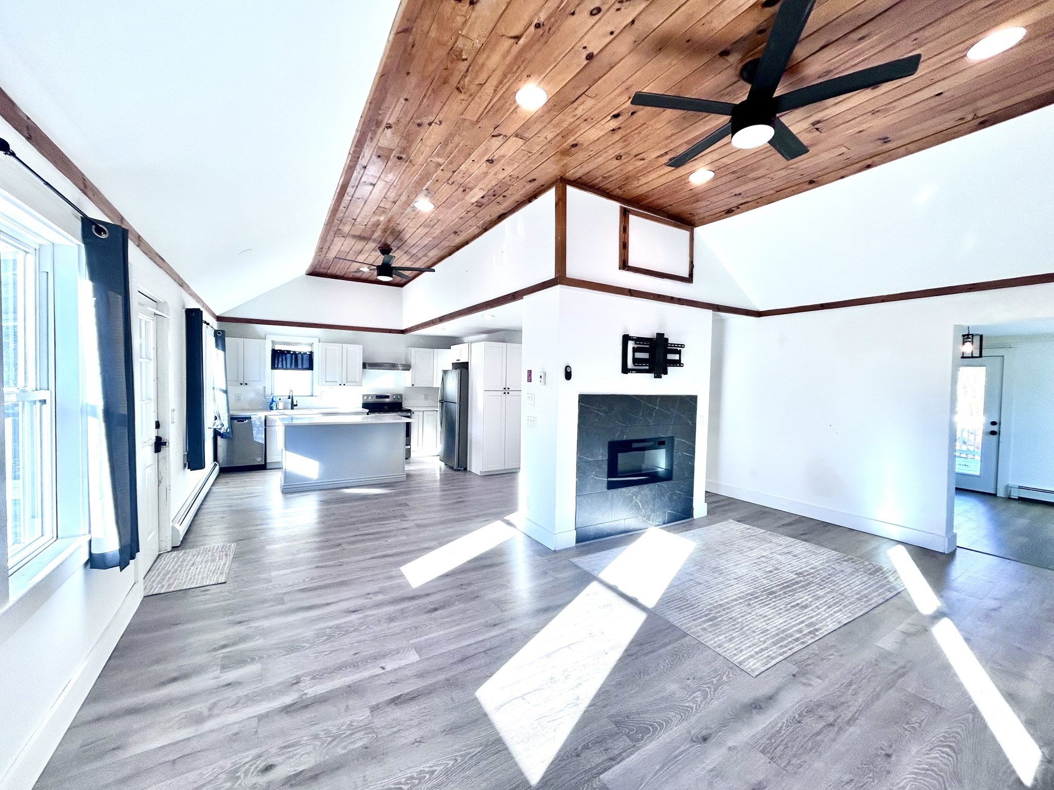 127 Beach Rd, Salisbury, MA 01952 - Image 14