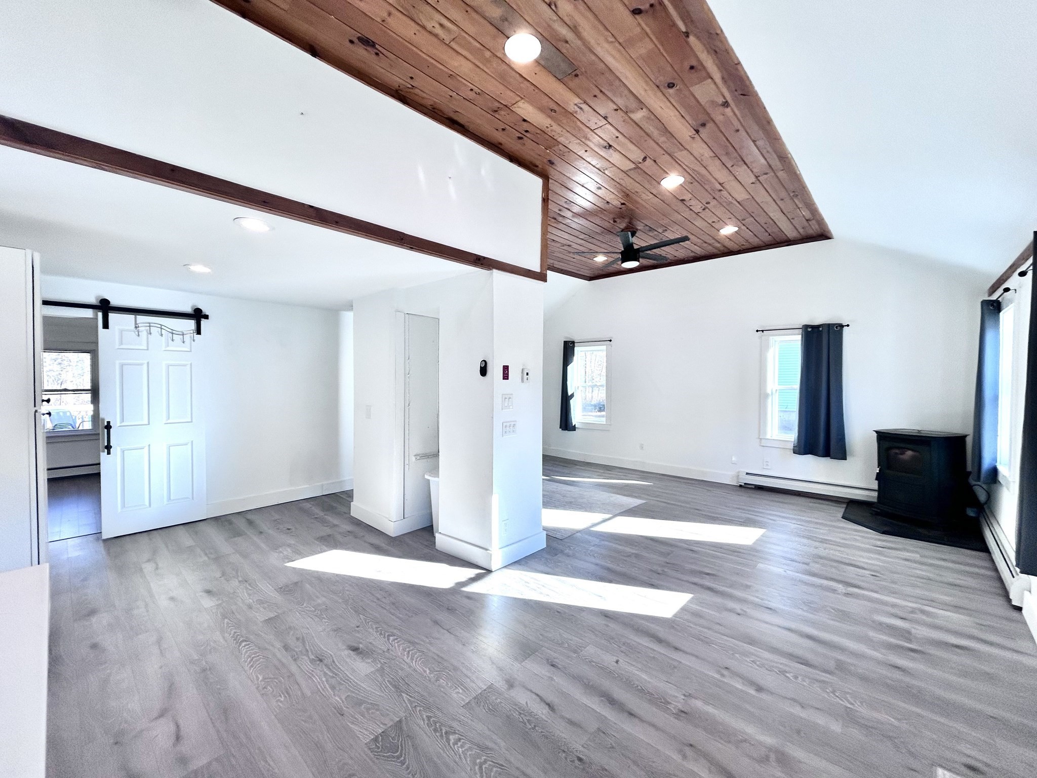 127 Beach Rd, Salisbury, MA 01952 - Image 4