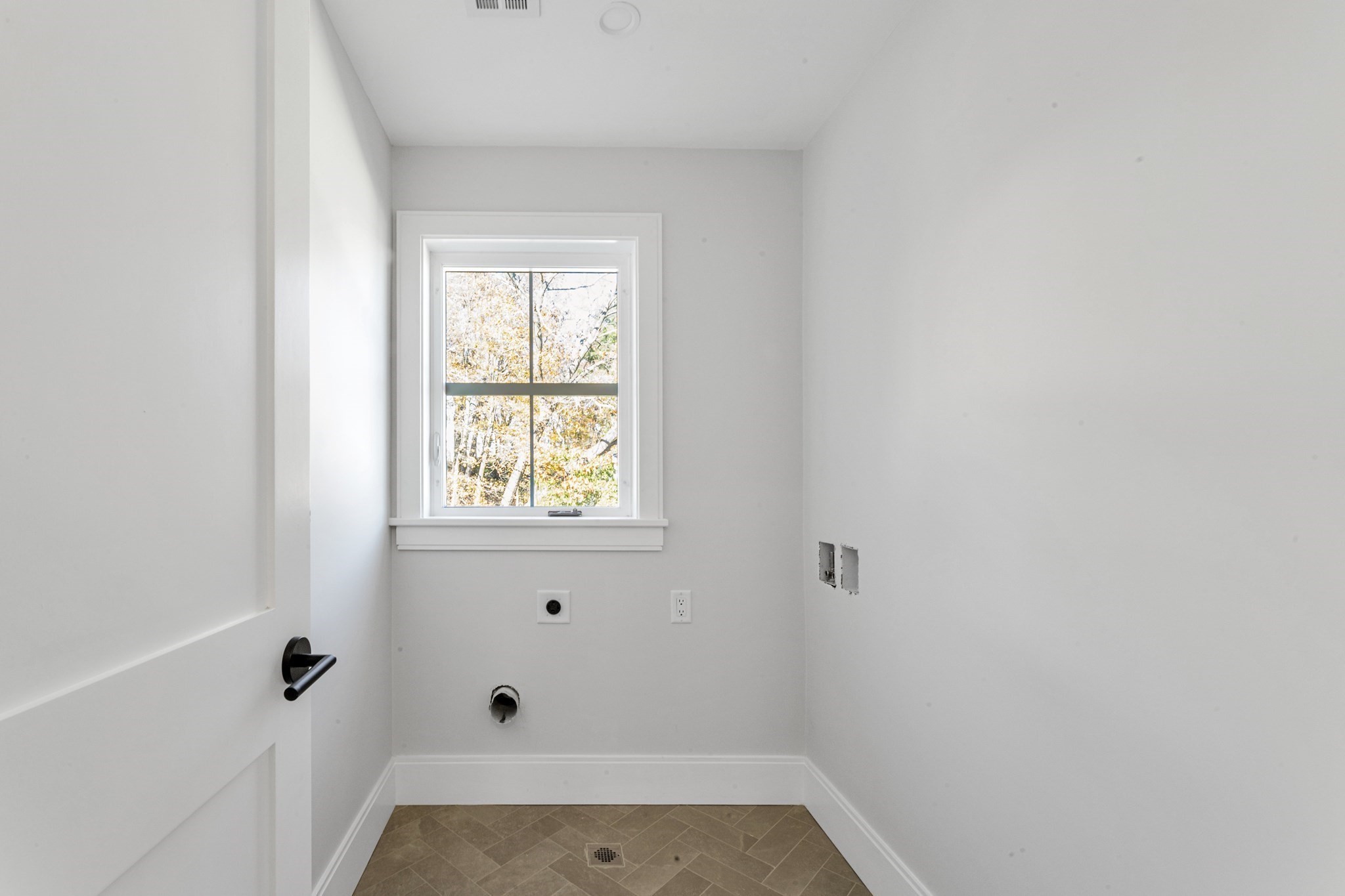 415 Poplar Street, Roslindale, Boston, MA 02131 - Image 25