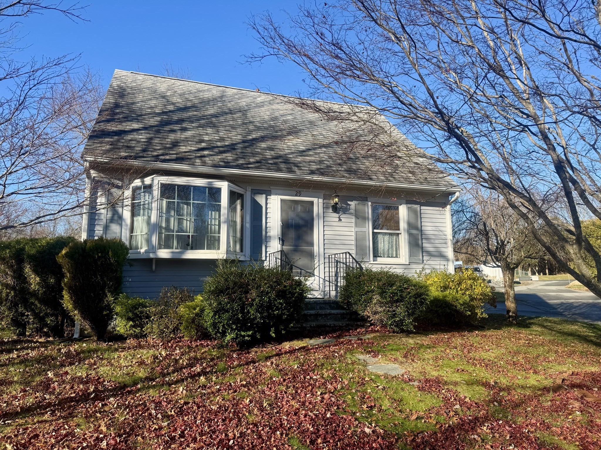 29 Elizabeth Ct, Dartmouth, MA 02747 - Image 1