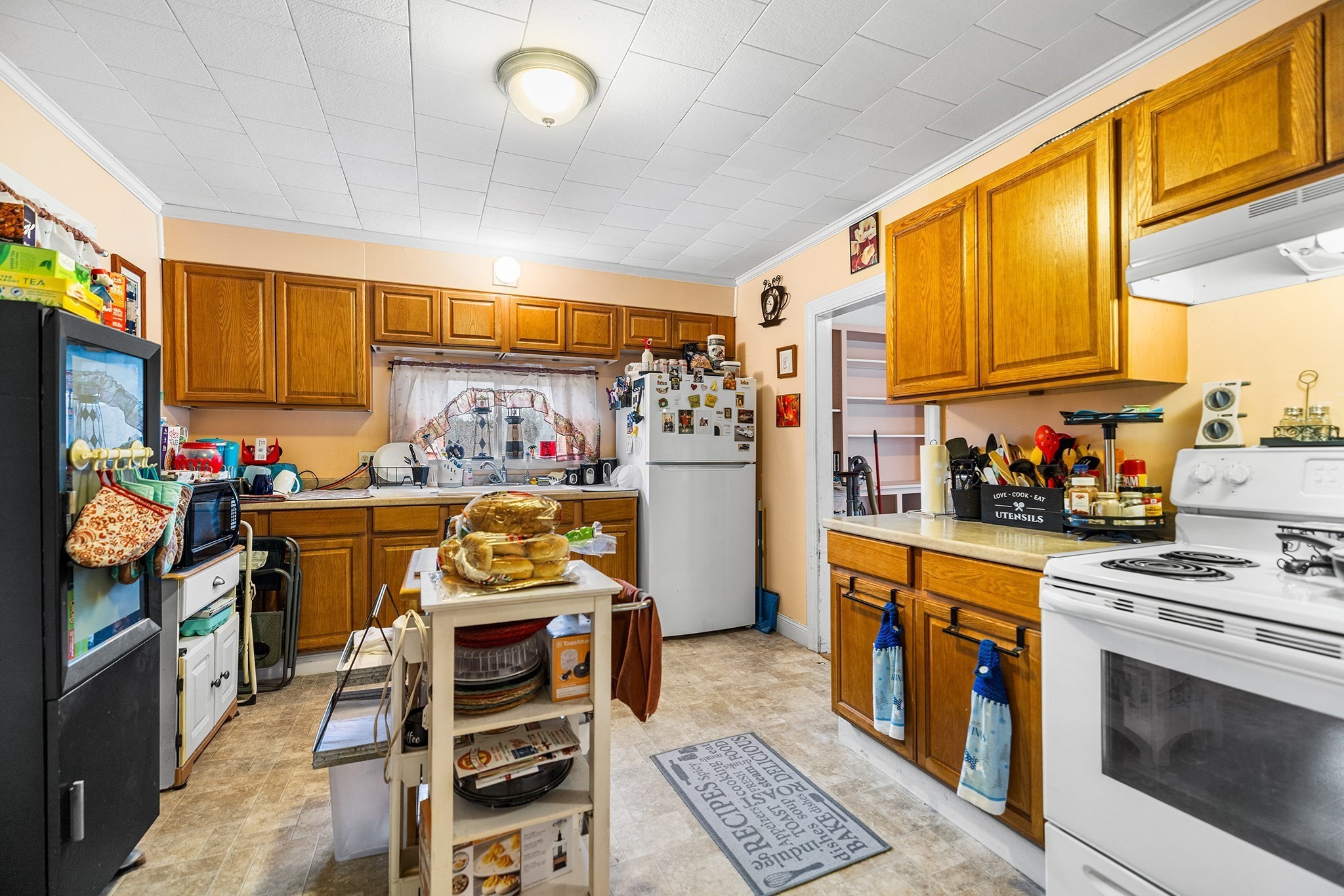 63 Hampstead Pl, Athol, MA 01331 - Image 4