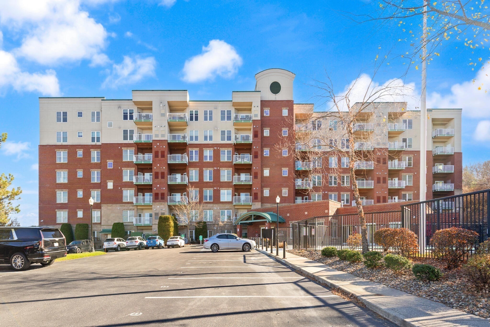 36 Village Unit 506, Middleton, MA 01949 - Image 2