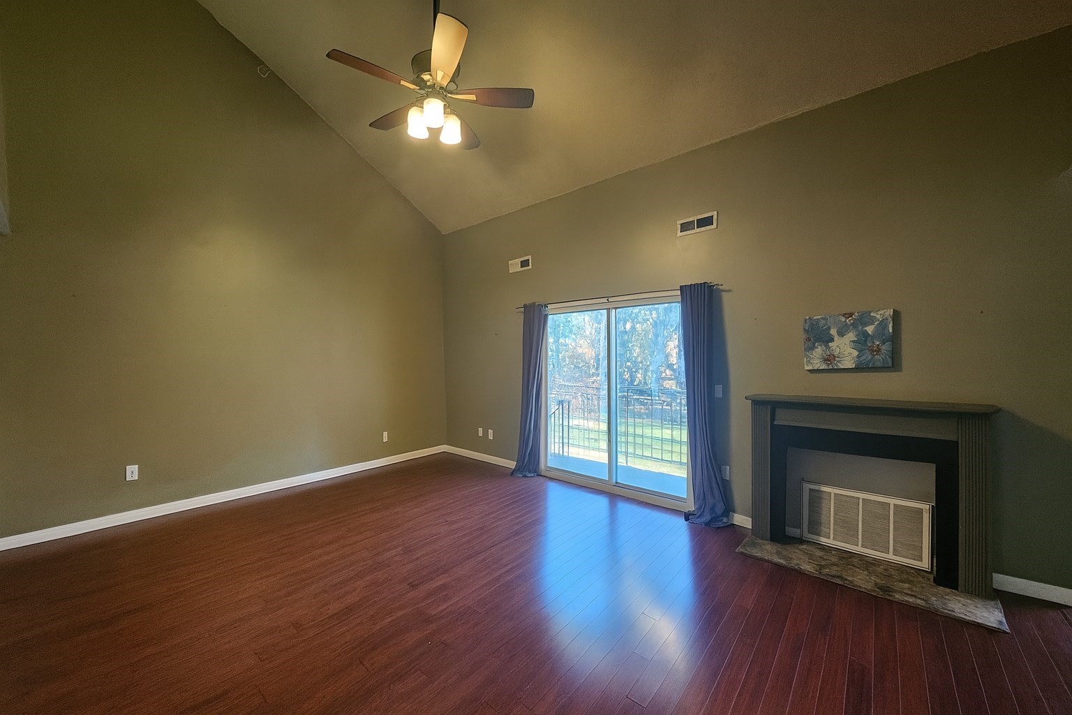 124 Tennis Plaza Unit 22, Dracut, MA 01826 - Image 3