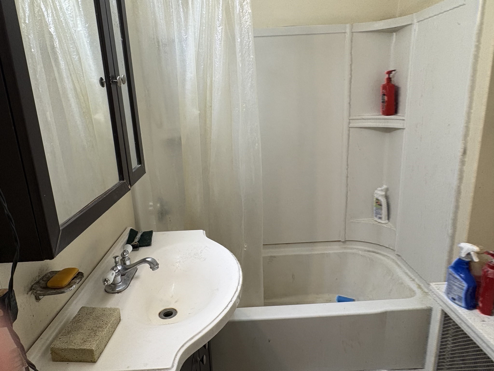 67 Perkins St, Springfield, MA 01118 - Image 32