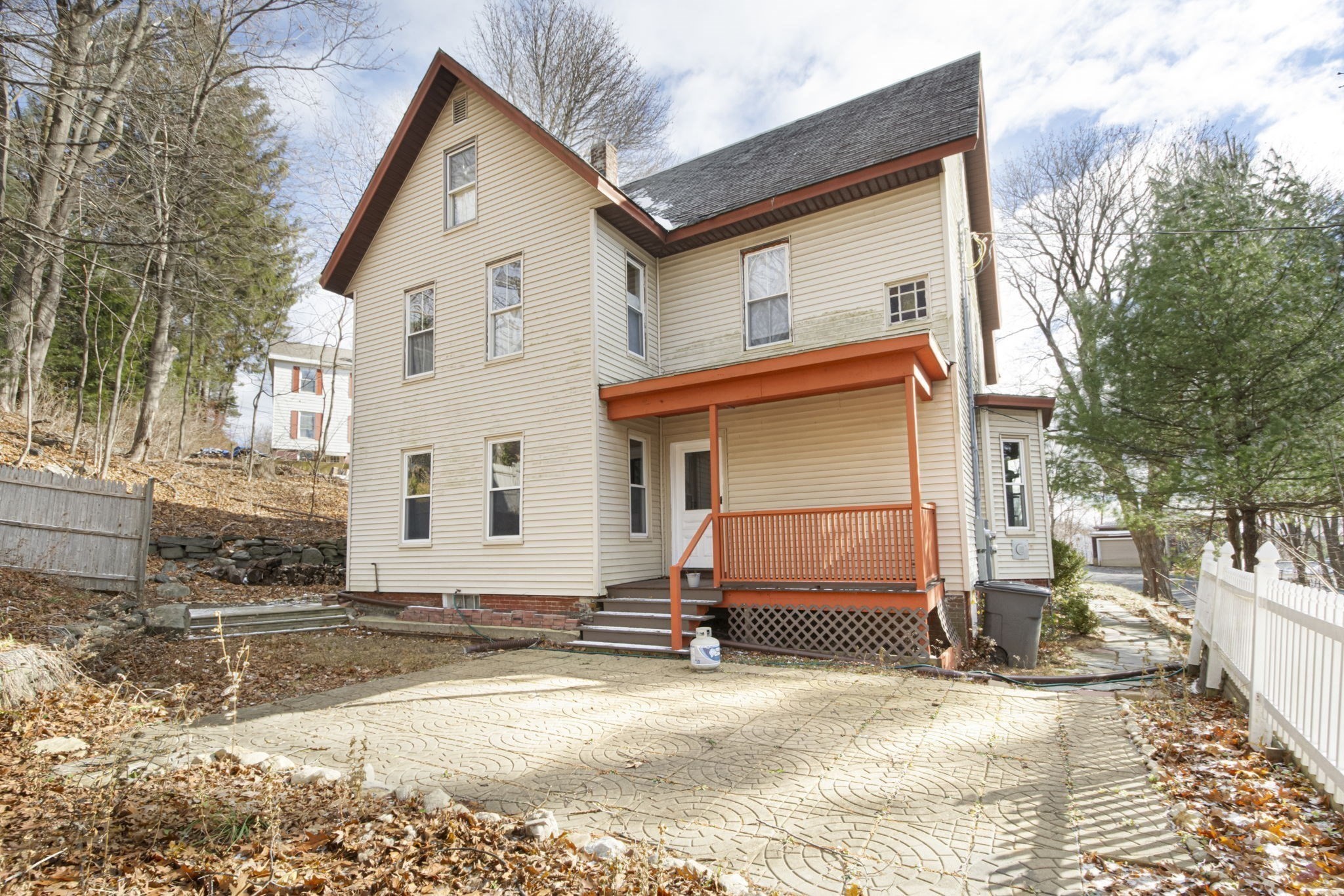 22 Highland St, Gardner, MA 01440 - Image 2
