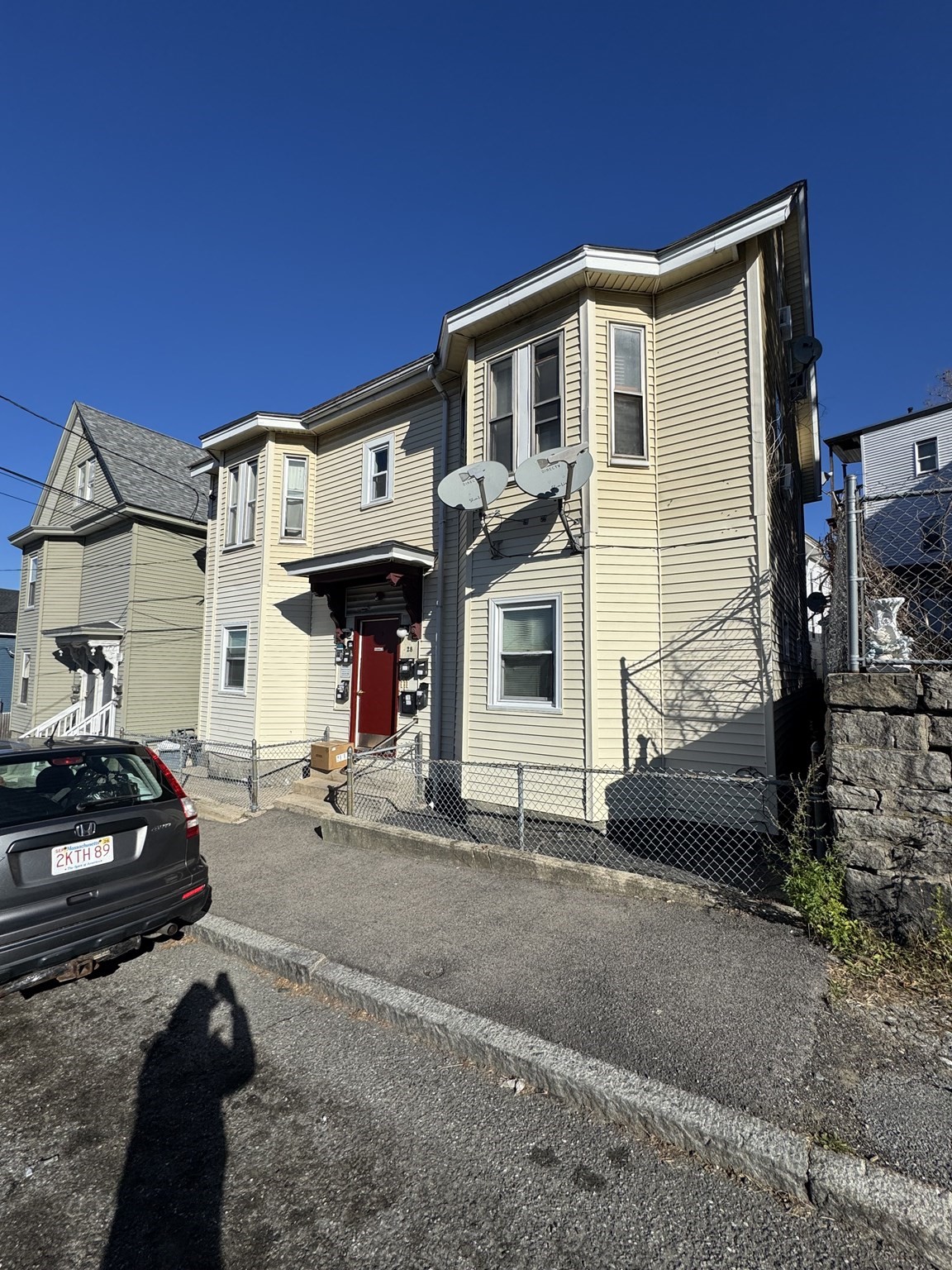 28 Grand St, Lowell, MA 01851 - Image 20