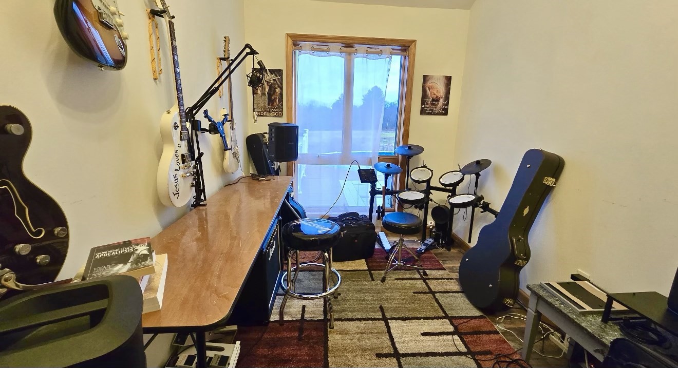 32 Hemlock St, Douglas, MA 01516 - Image 11