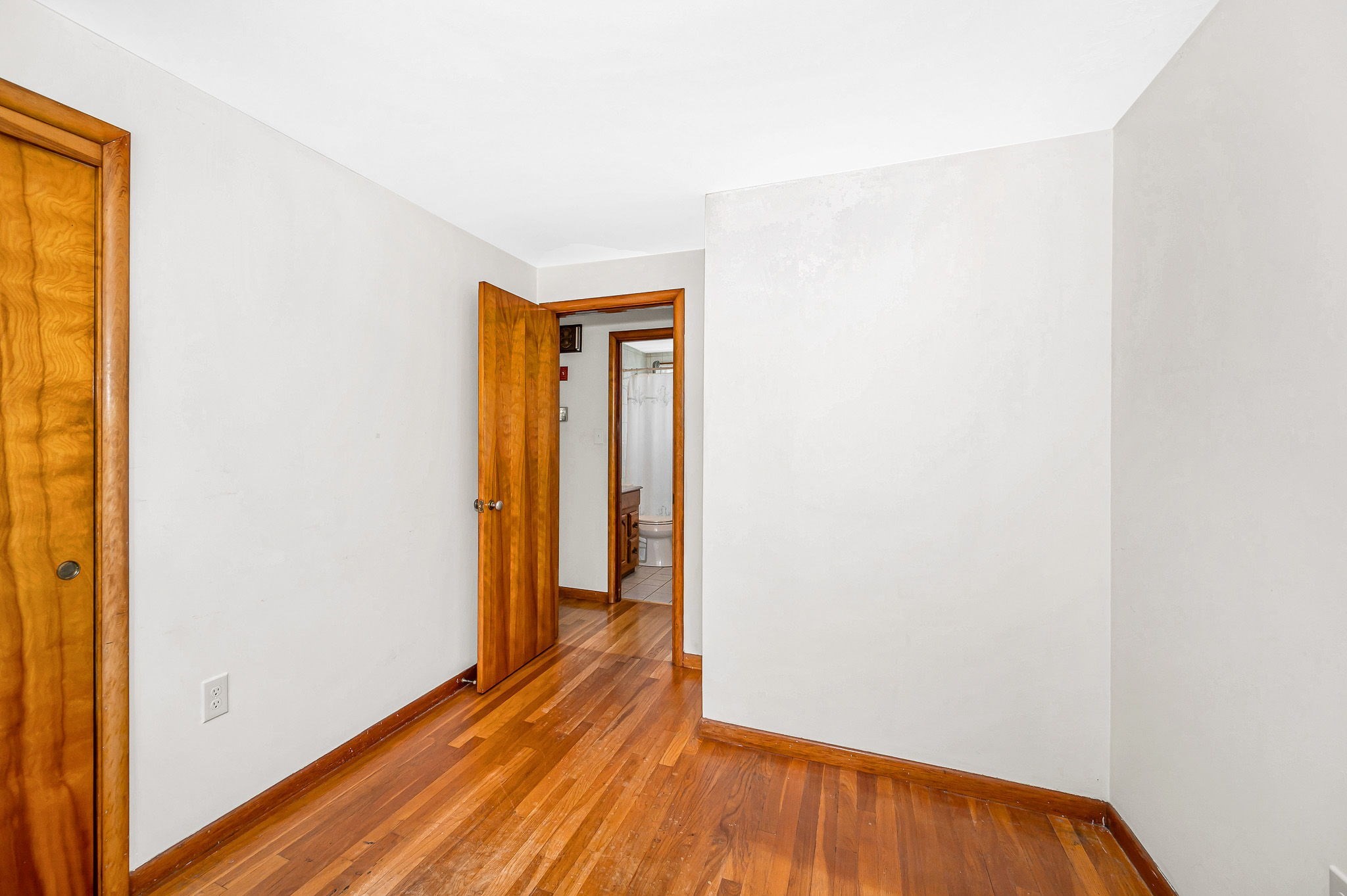 1370 Varnum Ave, Lowell, MA 01854 - Image 22