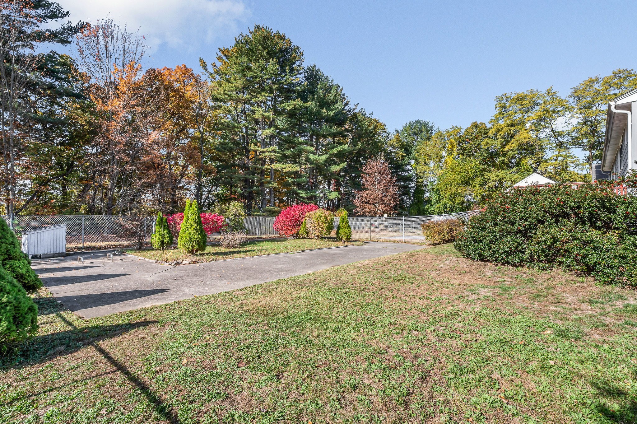 1370 Varnum Ave, Lowell, MA 01854 - Image 36