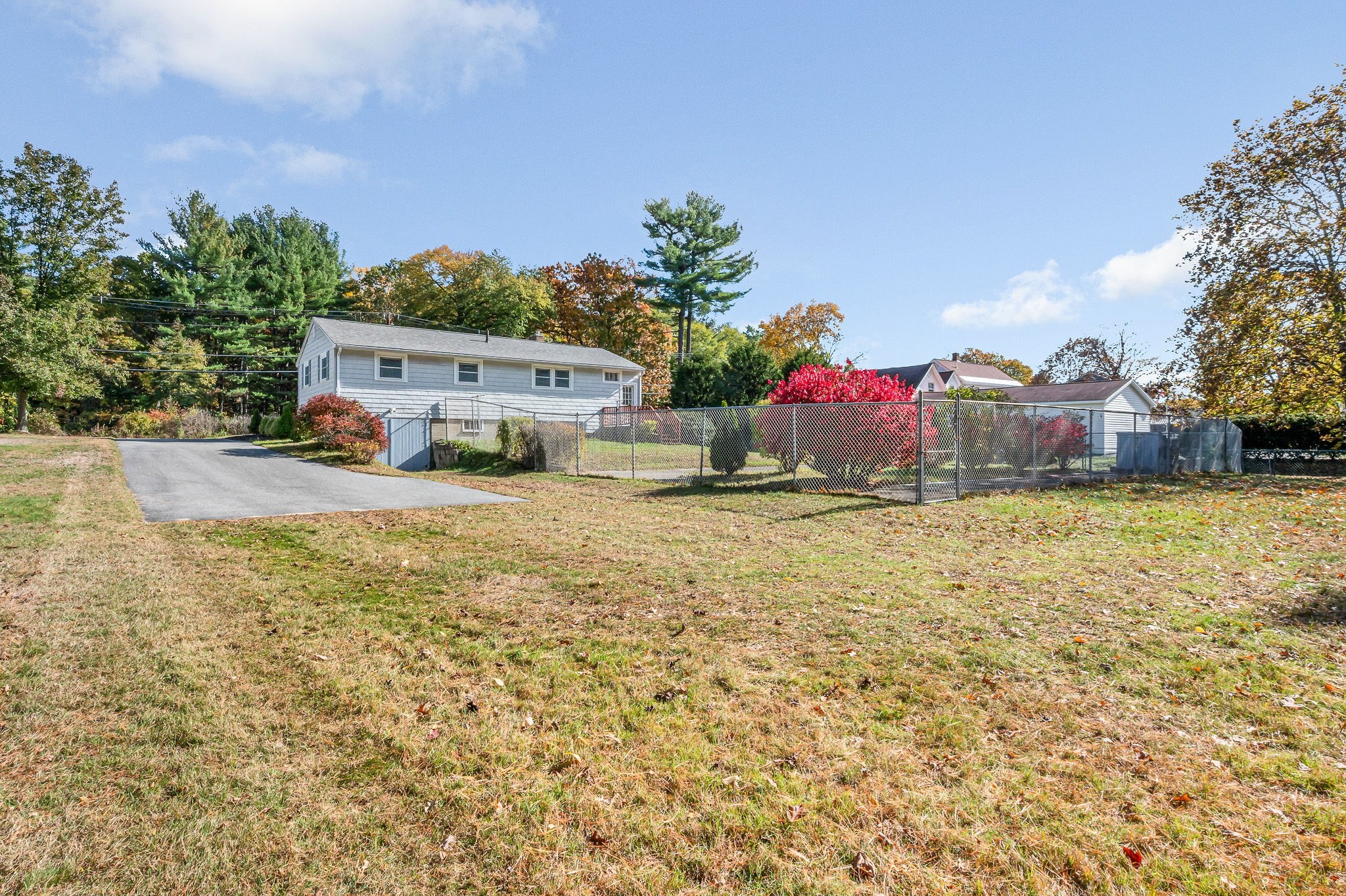 1370 Varnum Ave, Lowell, MA 01854 - Image 39