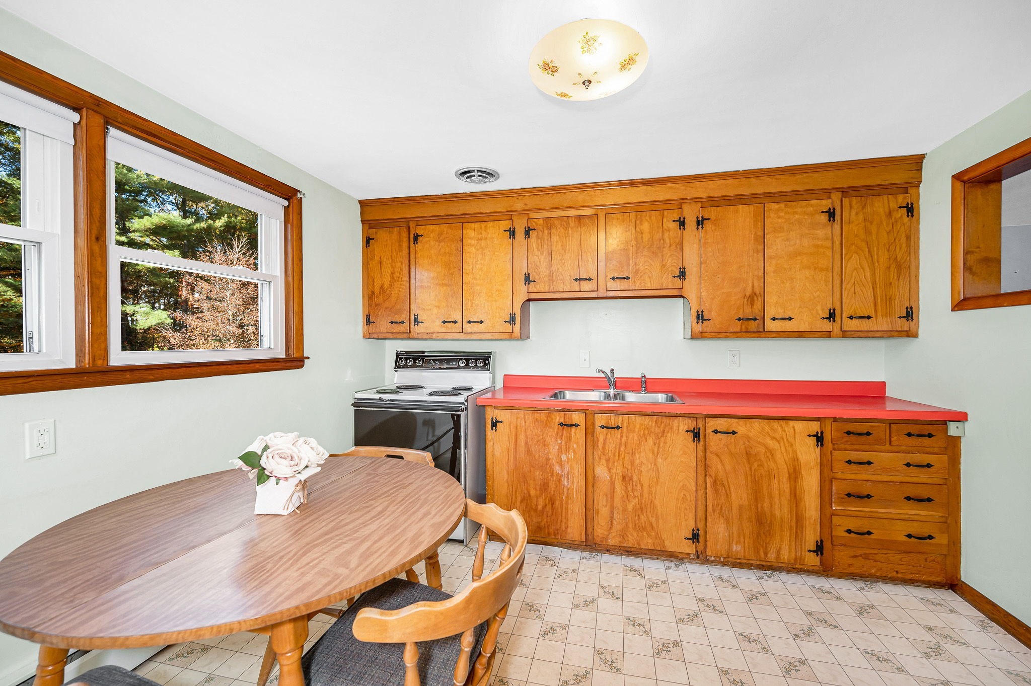 1370 Varnum Ave, Lowell, MA 01854 - Image 10