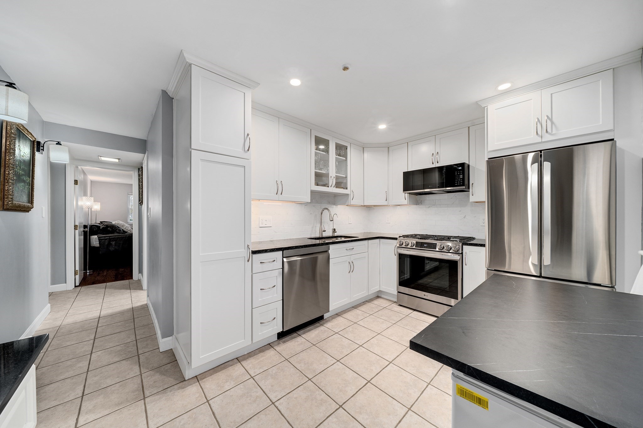 75 Edgelawn Ave Unit 1, North Andover, MA 01845 - Image 2