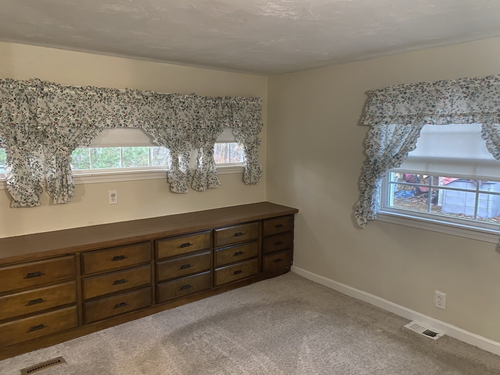 38 Danielle St, Plainville, MA 02762 - Image 15