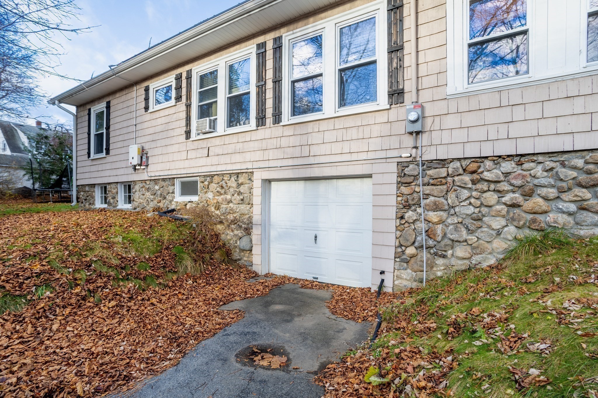 77 Lovewell St, Gardner, MA 01440 - Image 17