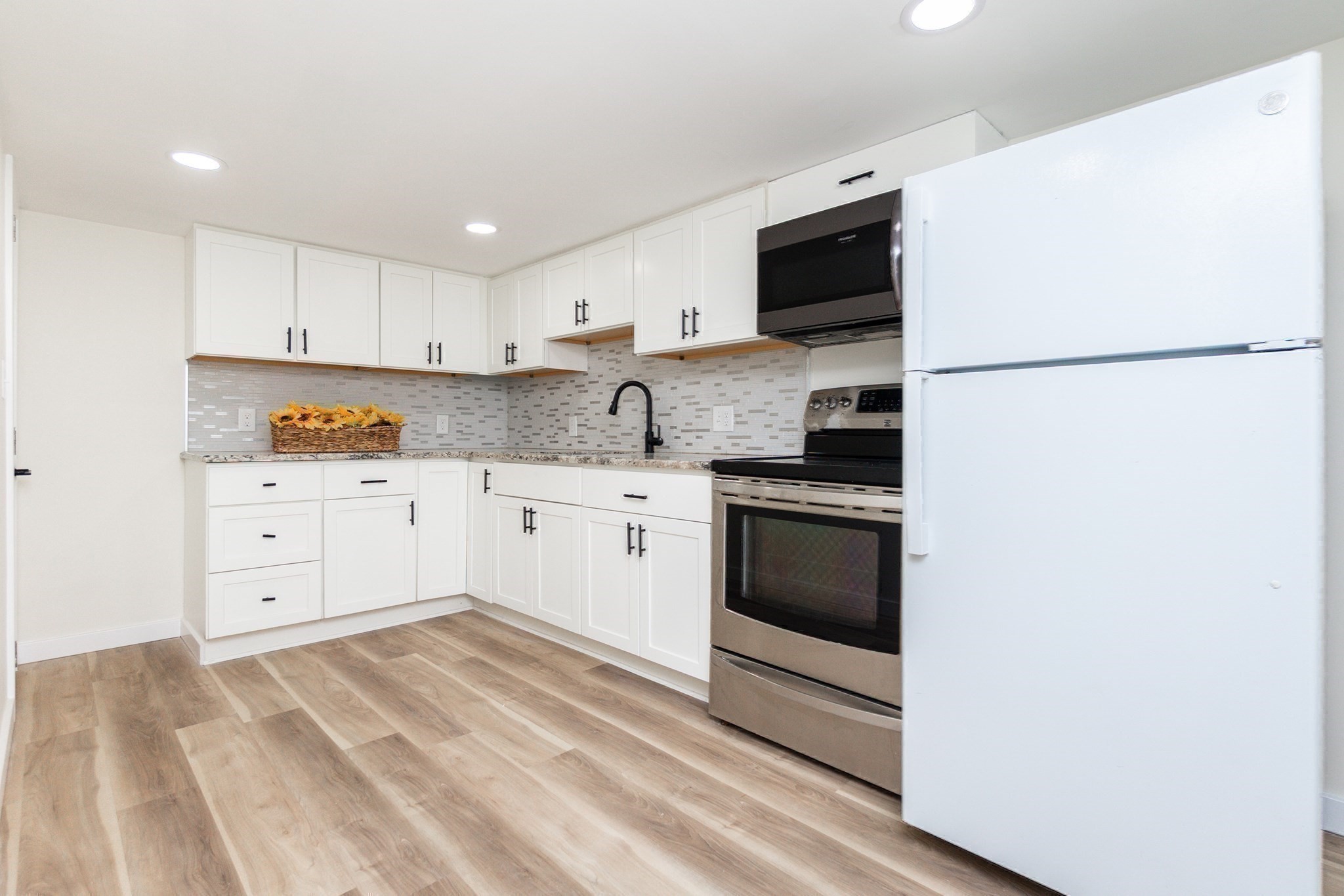 3 Veterans Memorial Dr, Peabody, MA 01960 - Image 29