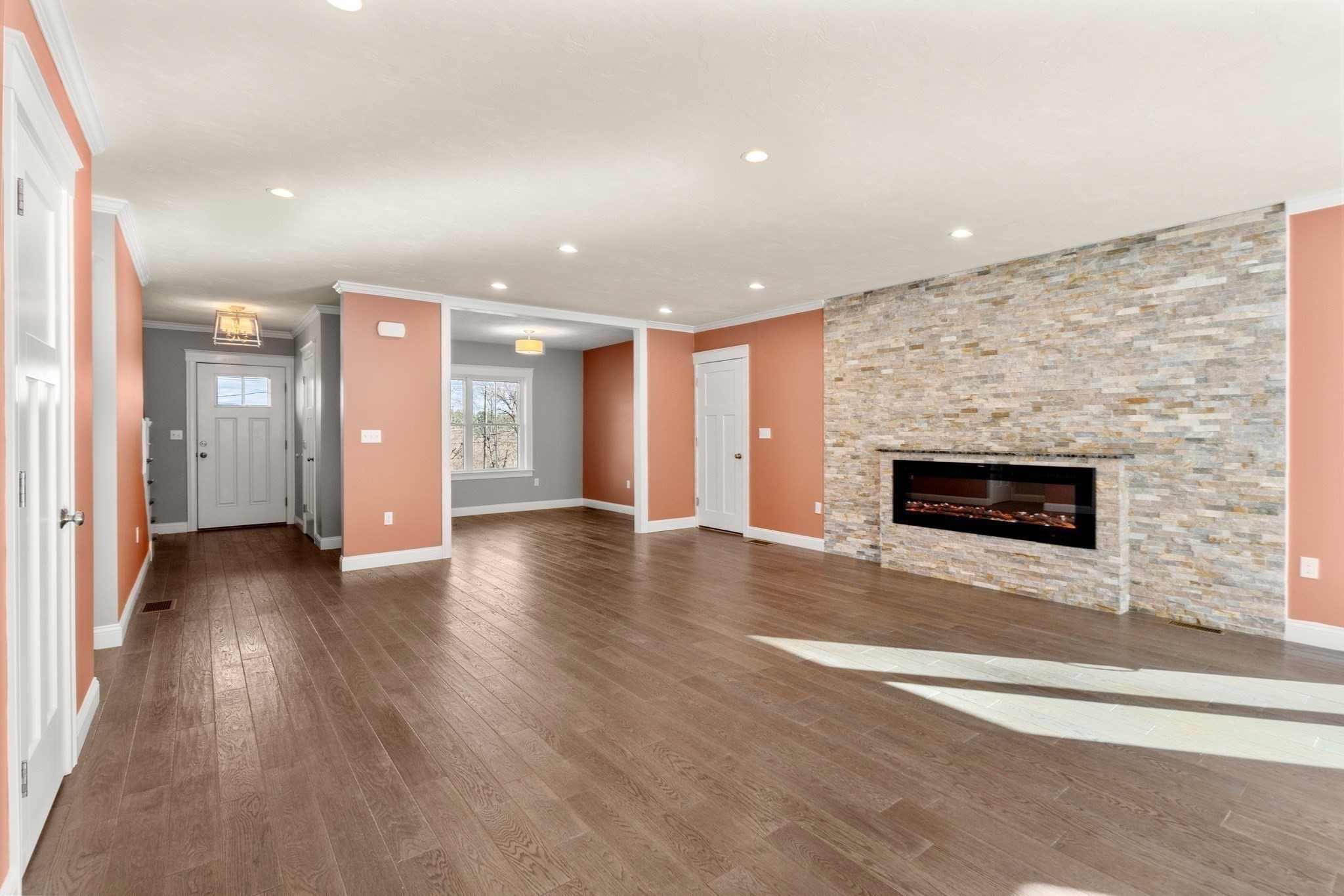 93 Providence St Unit B, Mendon, MA 01756 - Image 2