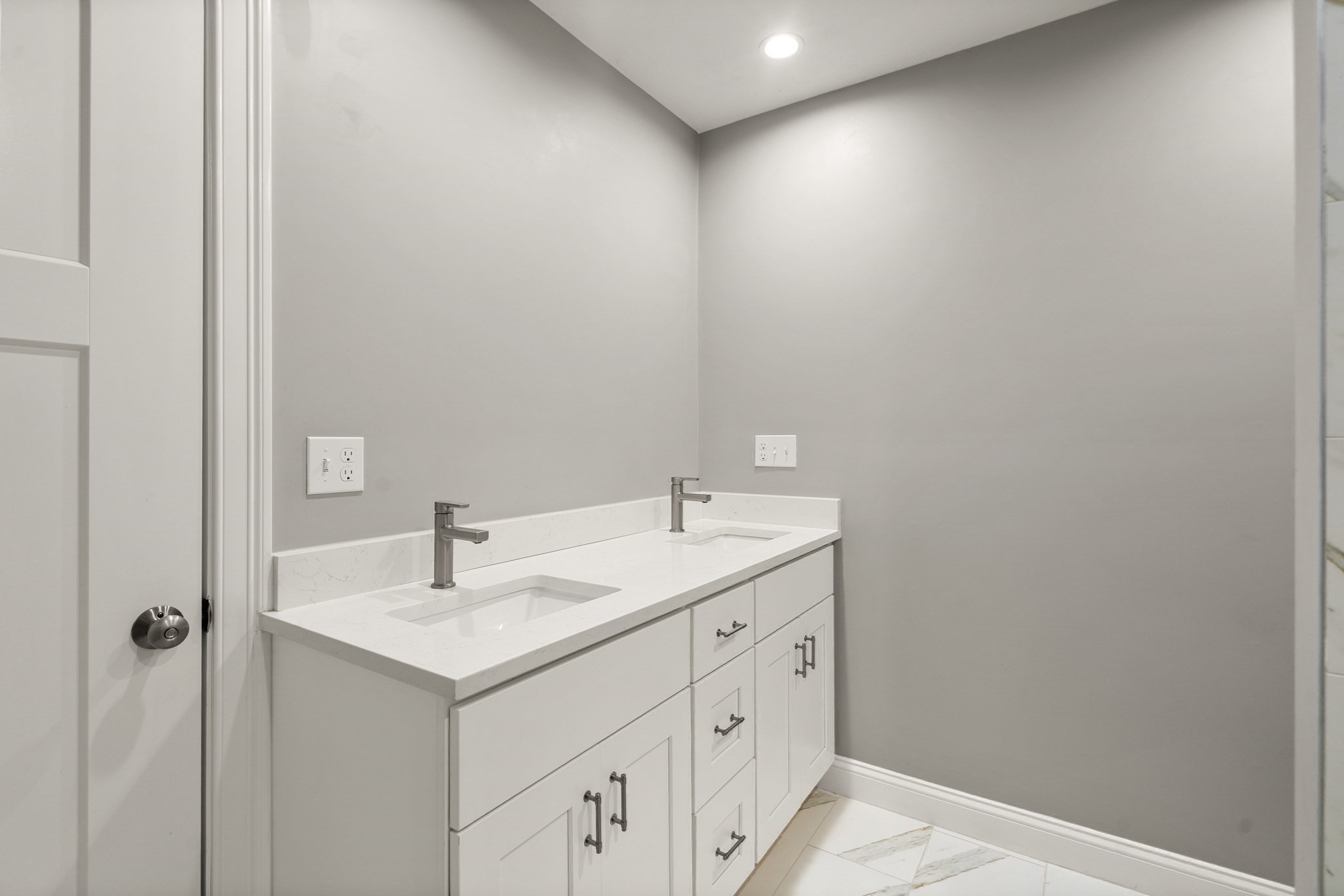 93 Providence St Unit B, Mendon, MA 01756 - Image 27