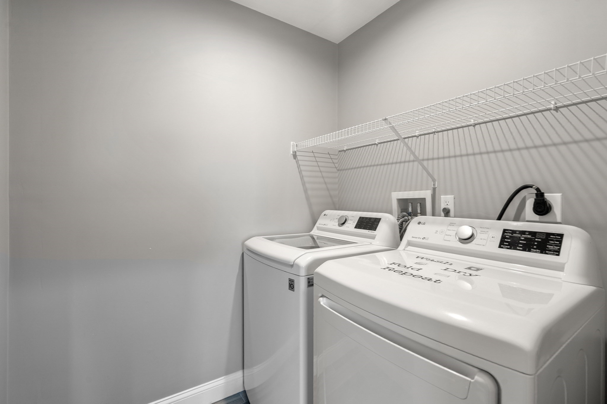 93 Providence St Unit B, Mendon, MA 01756 - Image 28