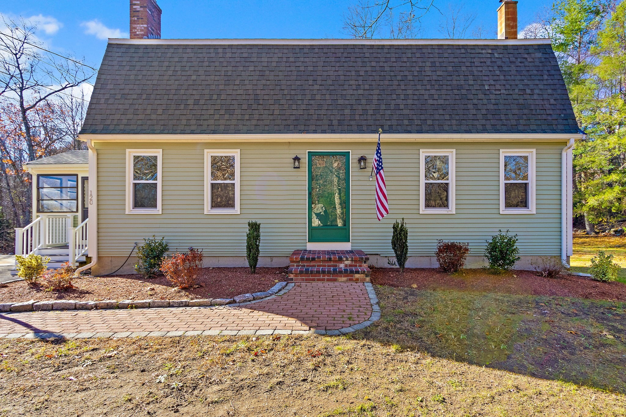 120 Hawes St, Wrentham, MA 02093