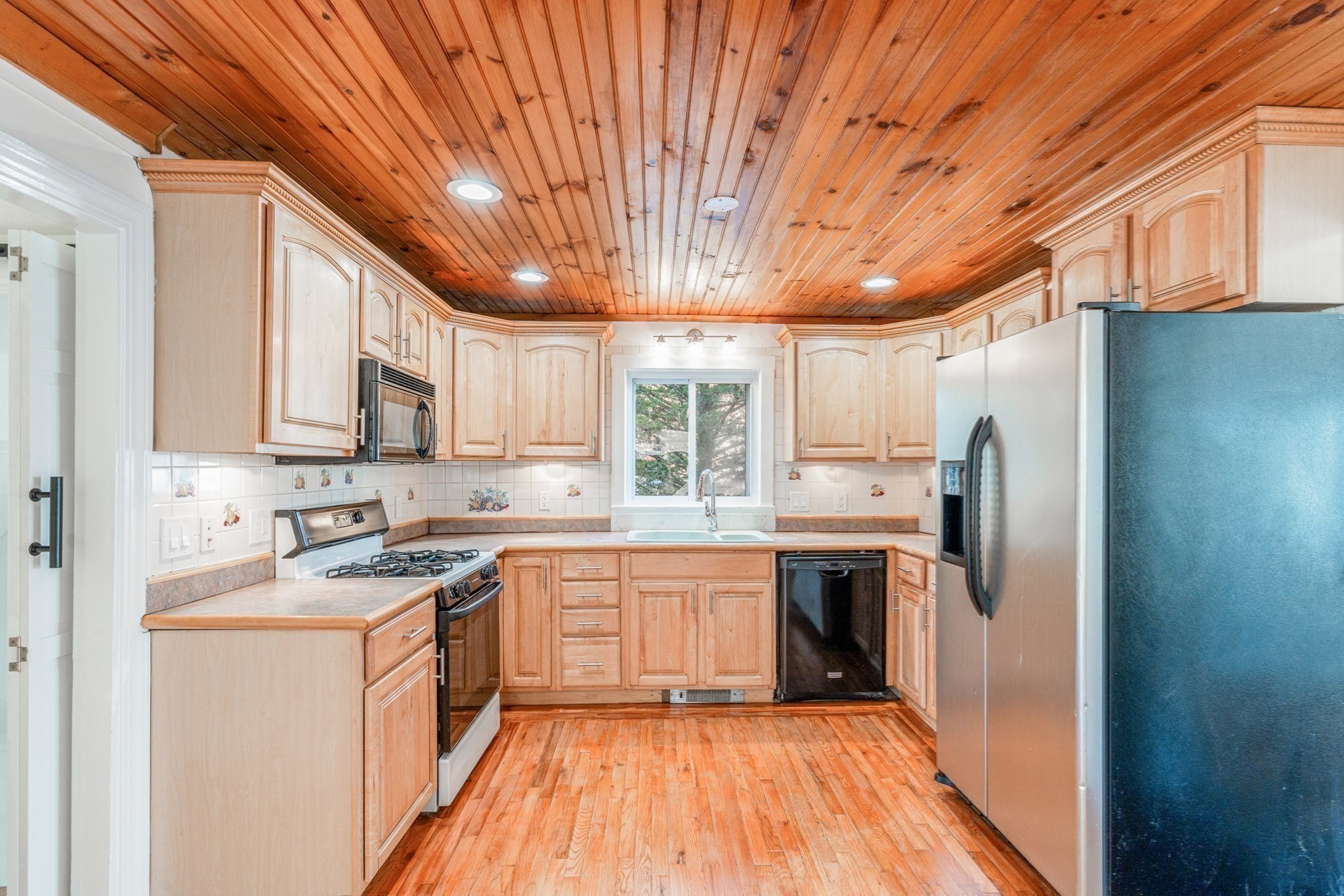 5 Sherbrook Pl, Lynn, MA 01904 - Image 10