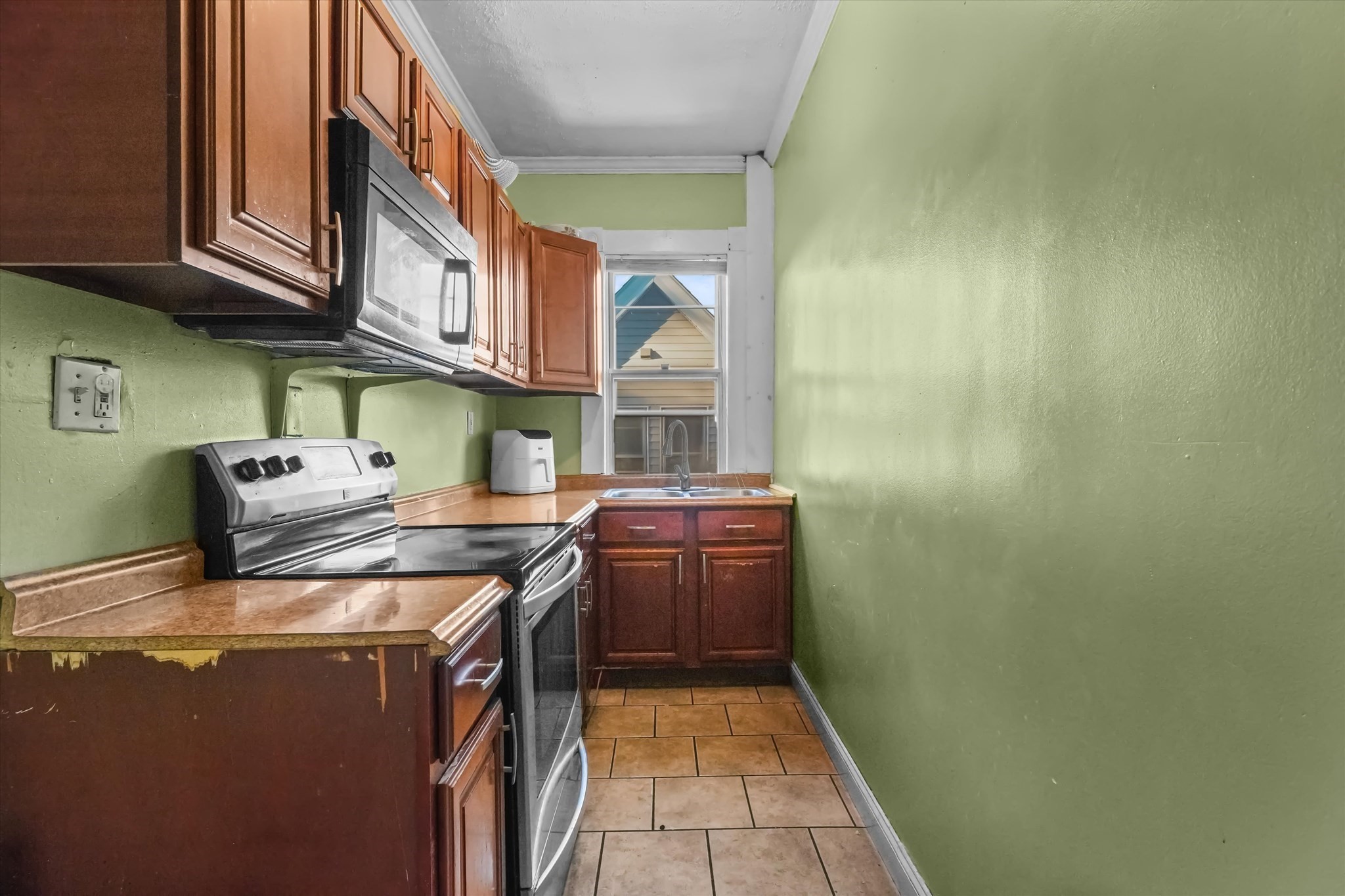 67 Osgood St, Lawrence, MA 01843 - Image 11