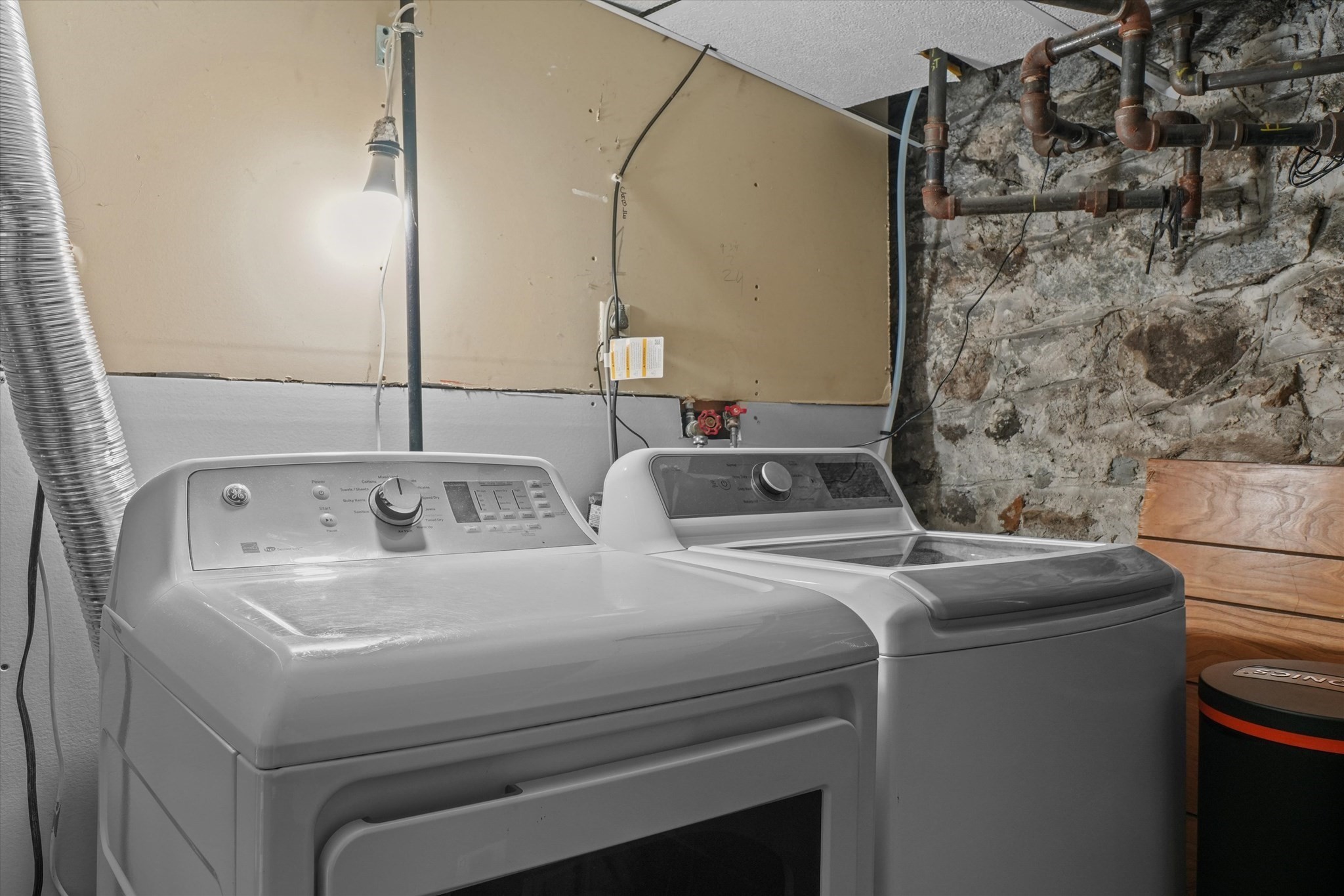 67 Osgood St, Lawrence, MA 01843 - Image 21