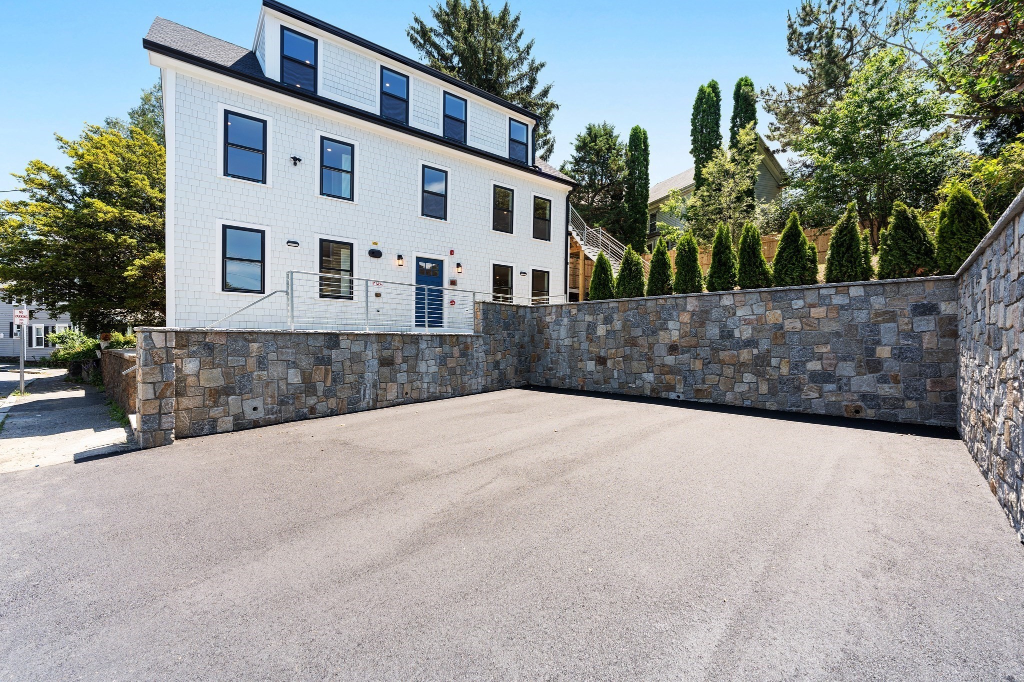 290 Washington St Unit 2, Marblehead, MA 01945 - Image 2