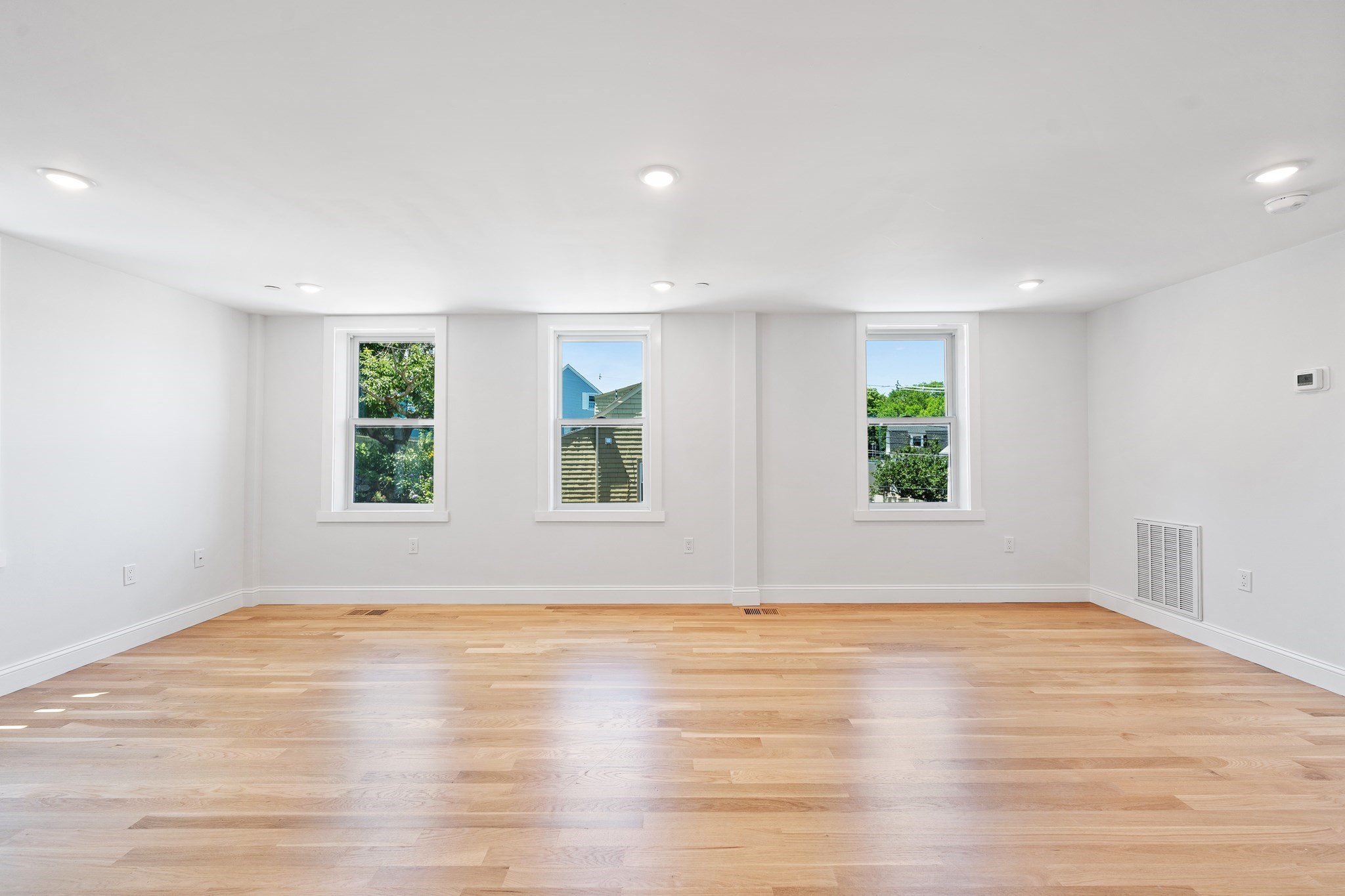 290 Washington St Unit 2, Marblehead, MA 01945 - Image 18