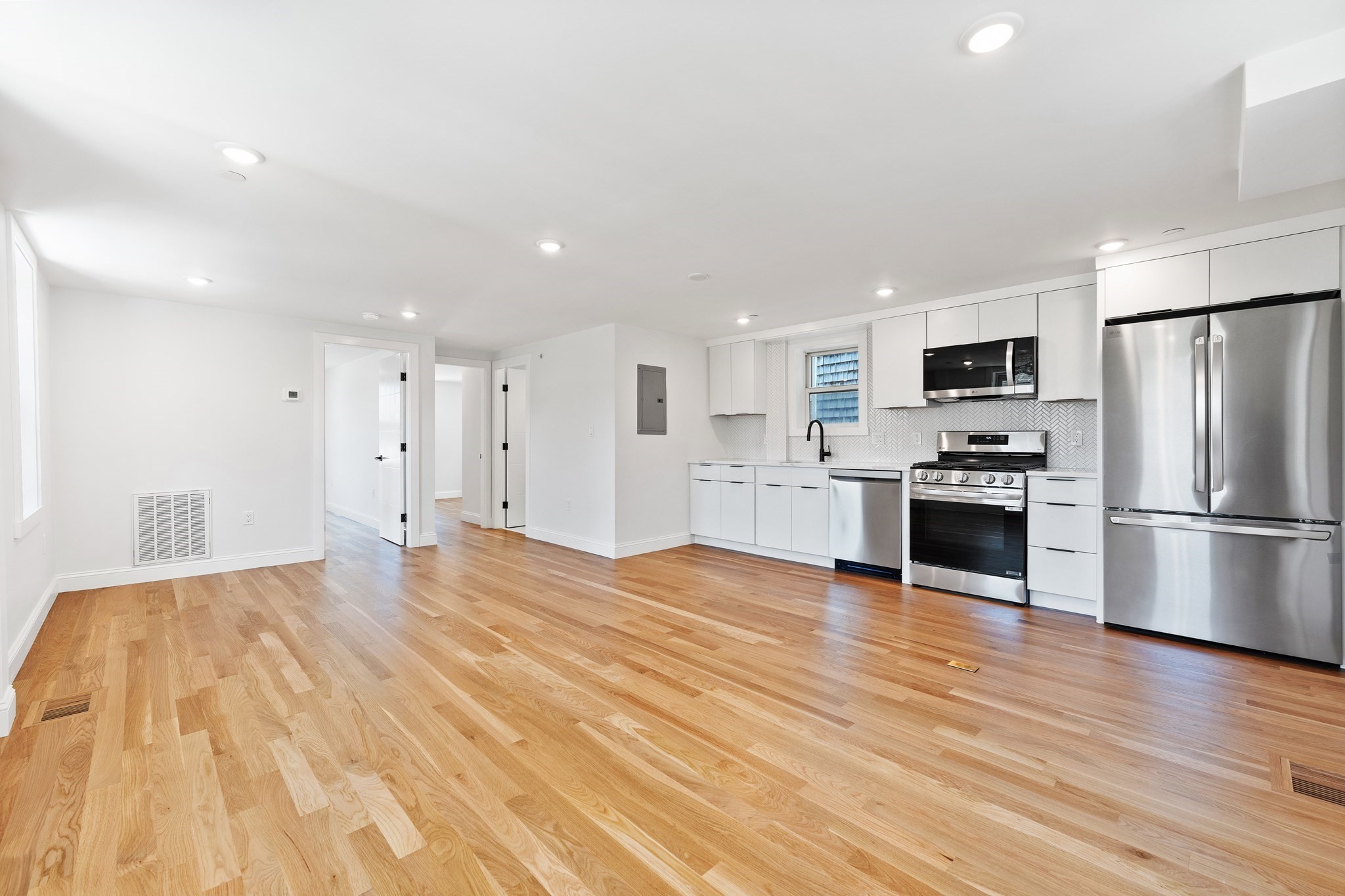 290 Washington St Unit 2, Marblehead, MA 01945 - Image 7