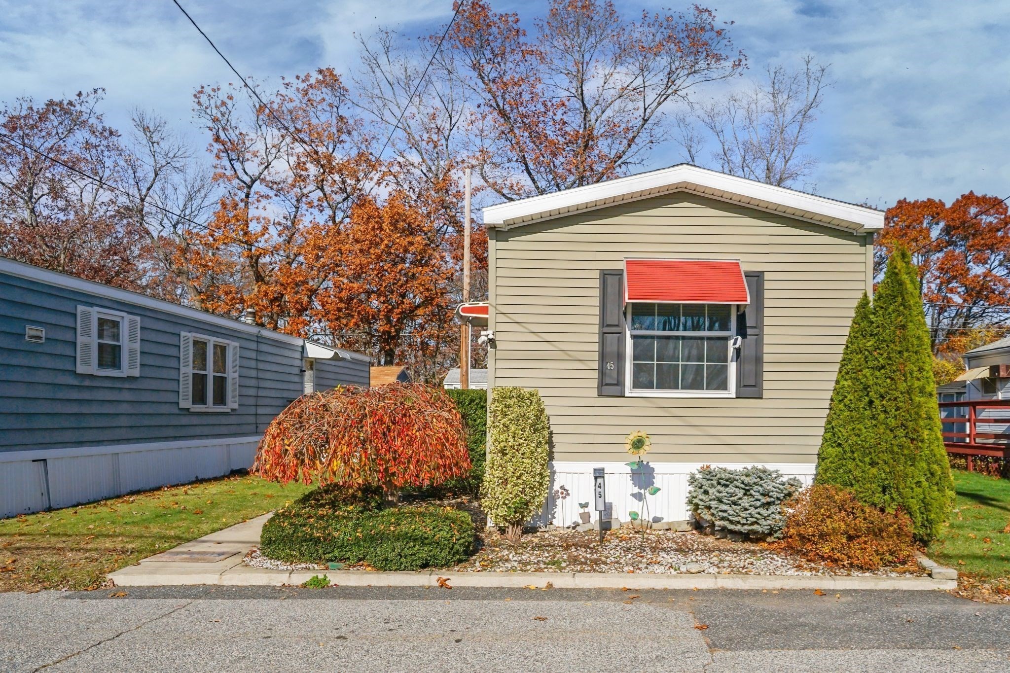 548 Kenyon Ave Unit 45, Attleboro, MA 02703