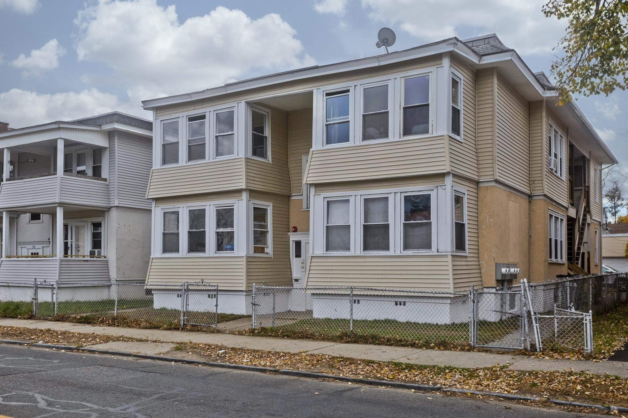 298 Oakland St, Springfield, MA 01108 - Image 2