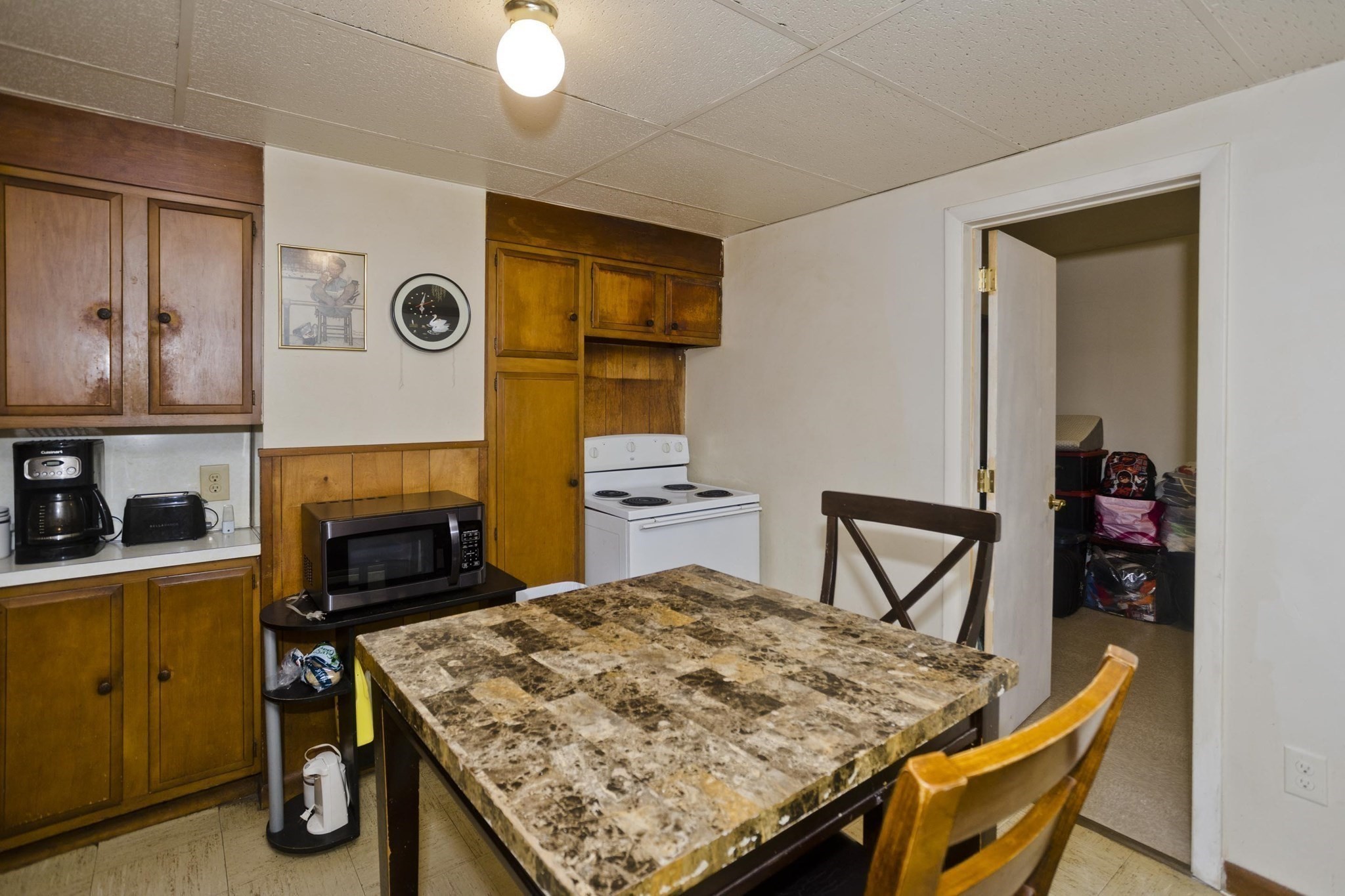 298 Oakland St, Springfield, MA 01108 - Image 25