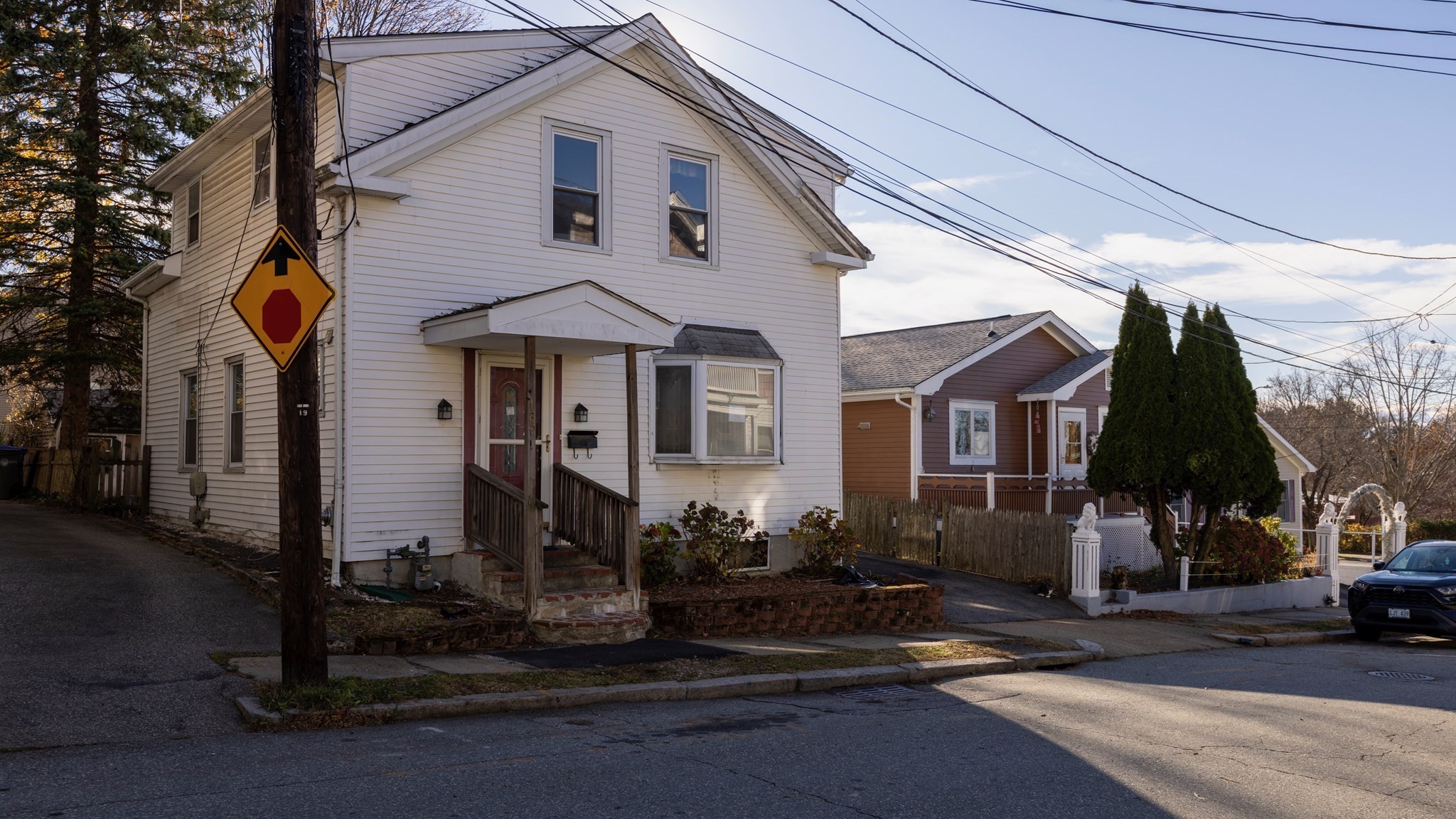 185 Lippitt St, Providence, RI 02906 - Image 3