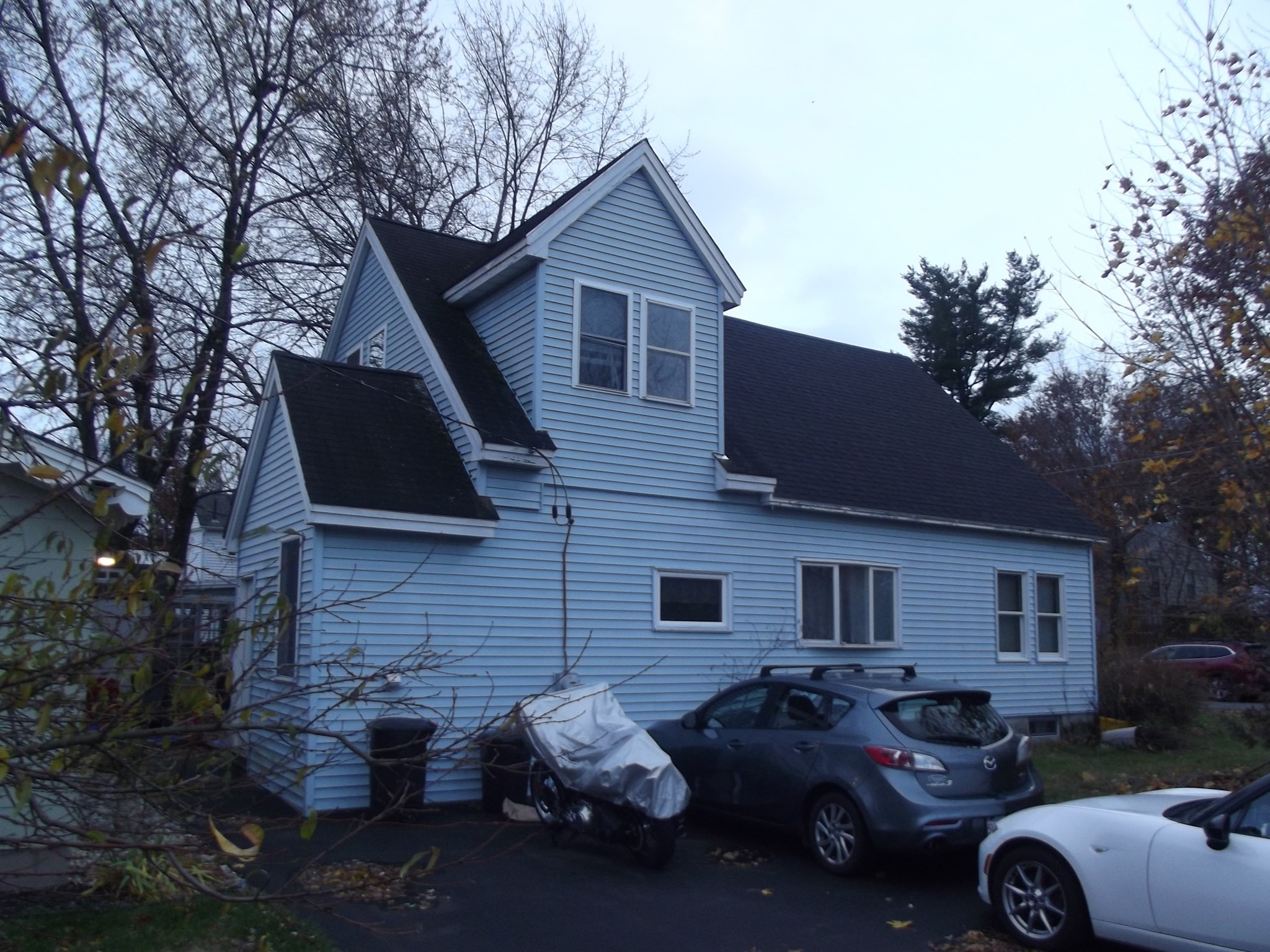 27 Elizabeth St, Lunenburg, MA 01462 - Image 4
