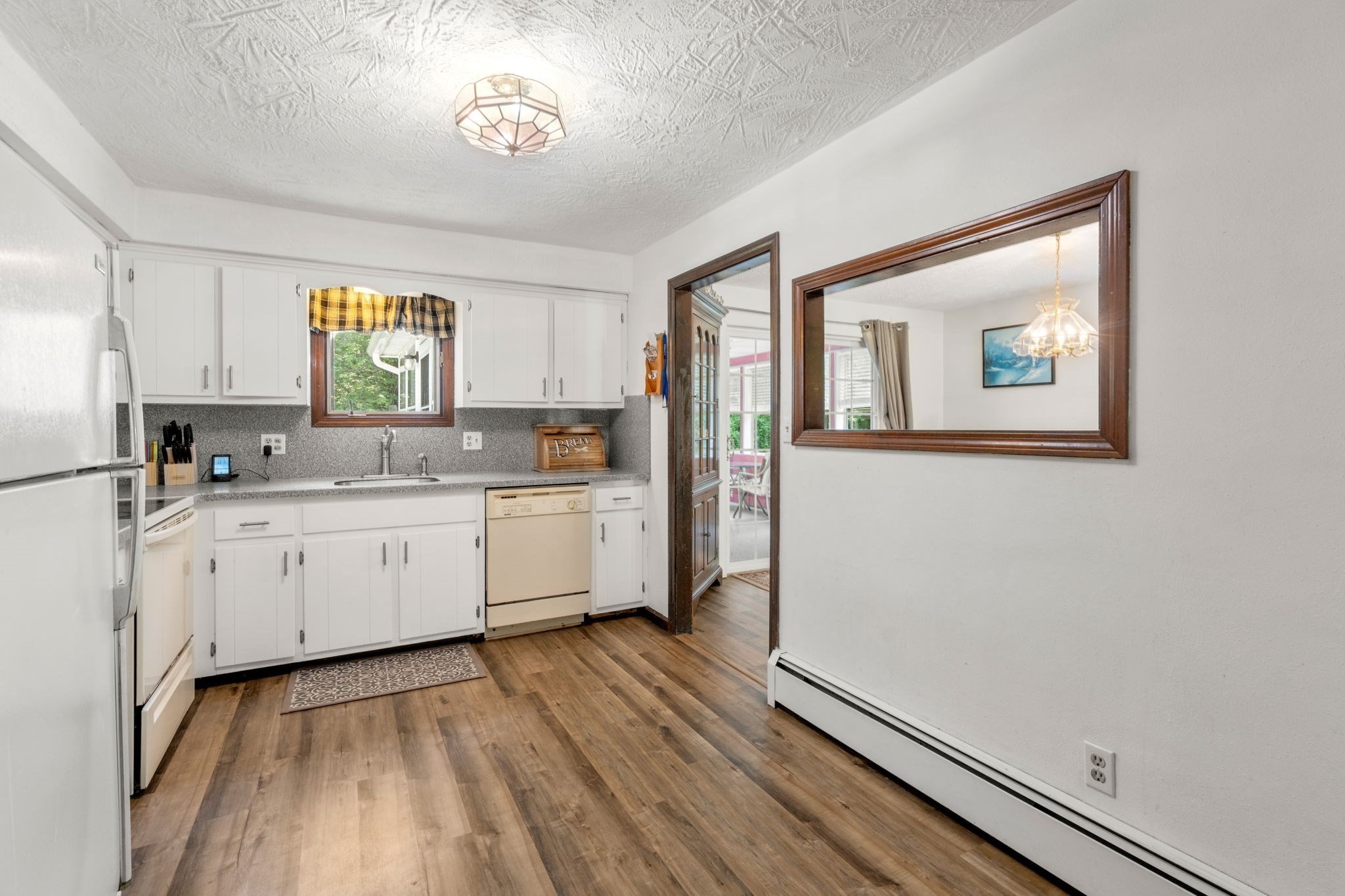 215 Chestnut St, Uxbridge, MA 01569 - Image 11