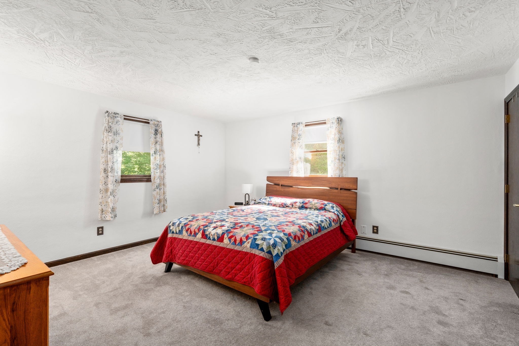 215 Chestnut St, Uxbridge, MA 01569 - Image 15