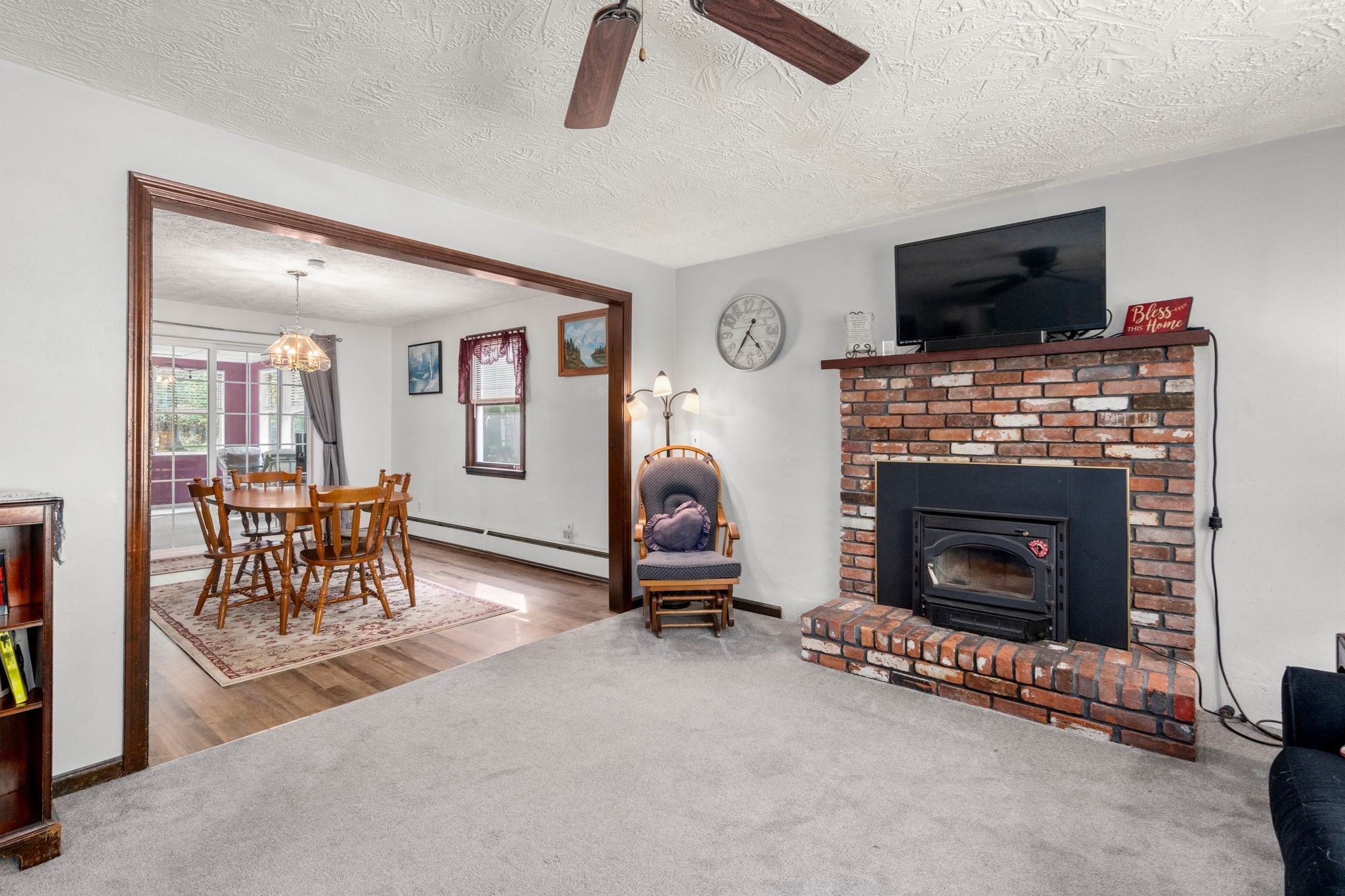 215 Chestnut St, Uxbridge, MA 01569 - Image 7