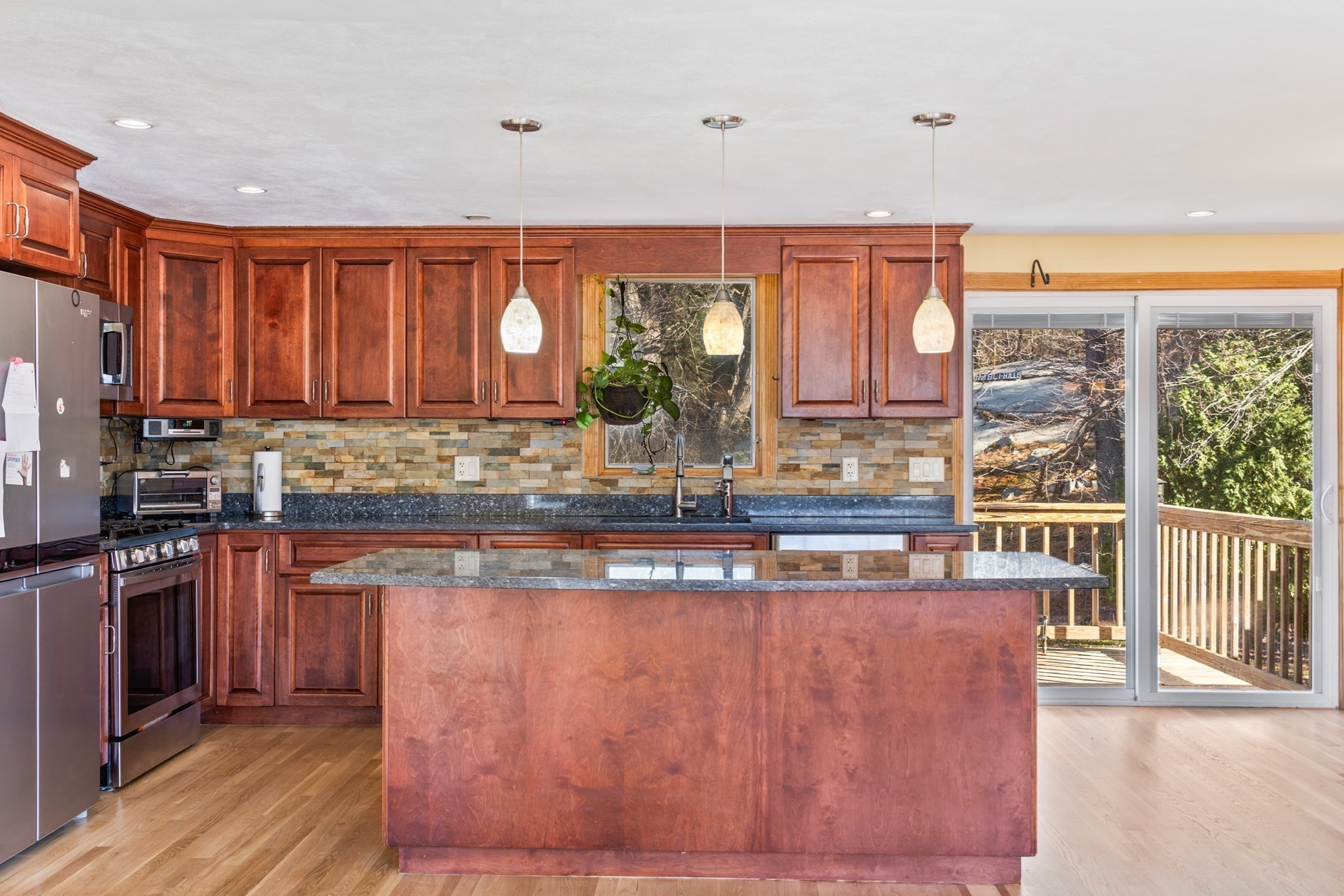42 Sundin Rd, Weymouth, MA 02188 - Image 2