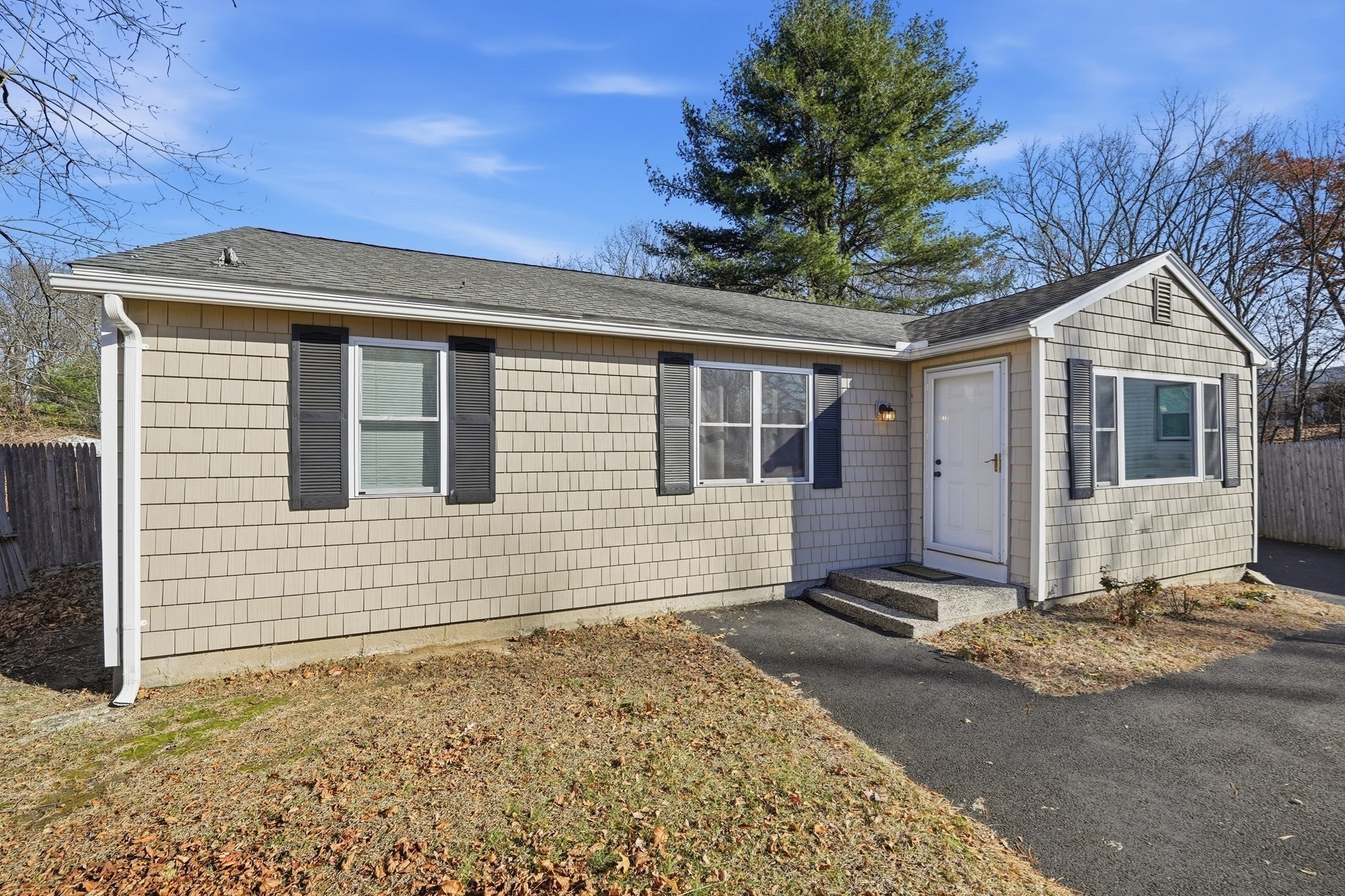 30 Lively Lane, Springfield, MA 01109 - Image 2
