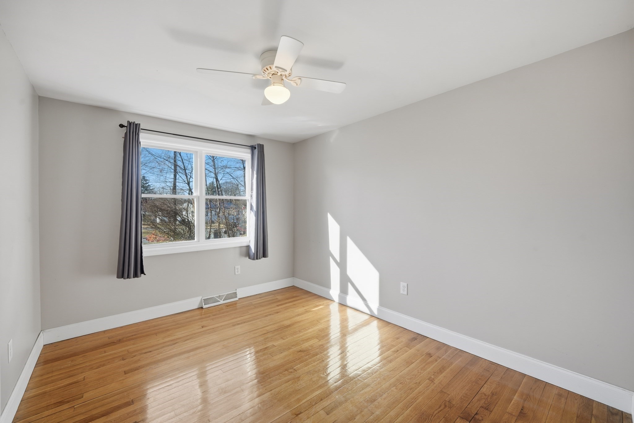 30 Lively Lane, Springfield, MA 01109 - Image 14