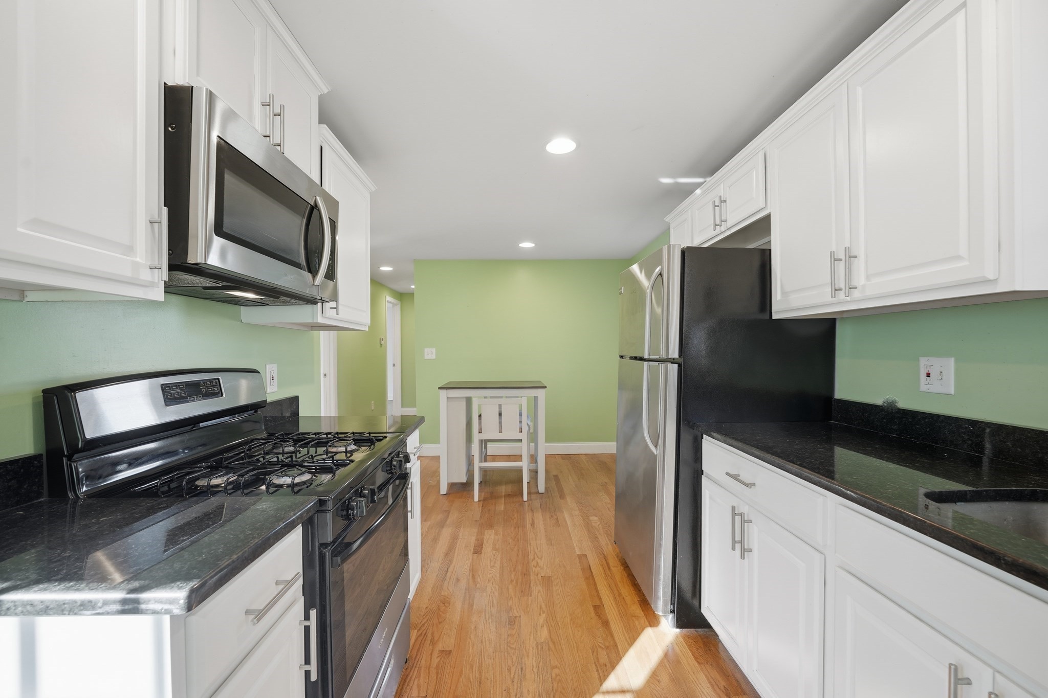 30 Lively Lane, Springfield, MA 01109 - Image 4